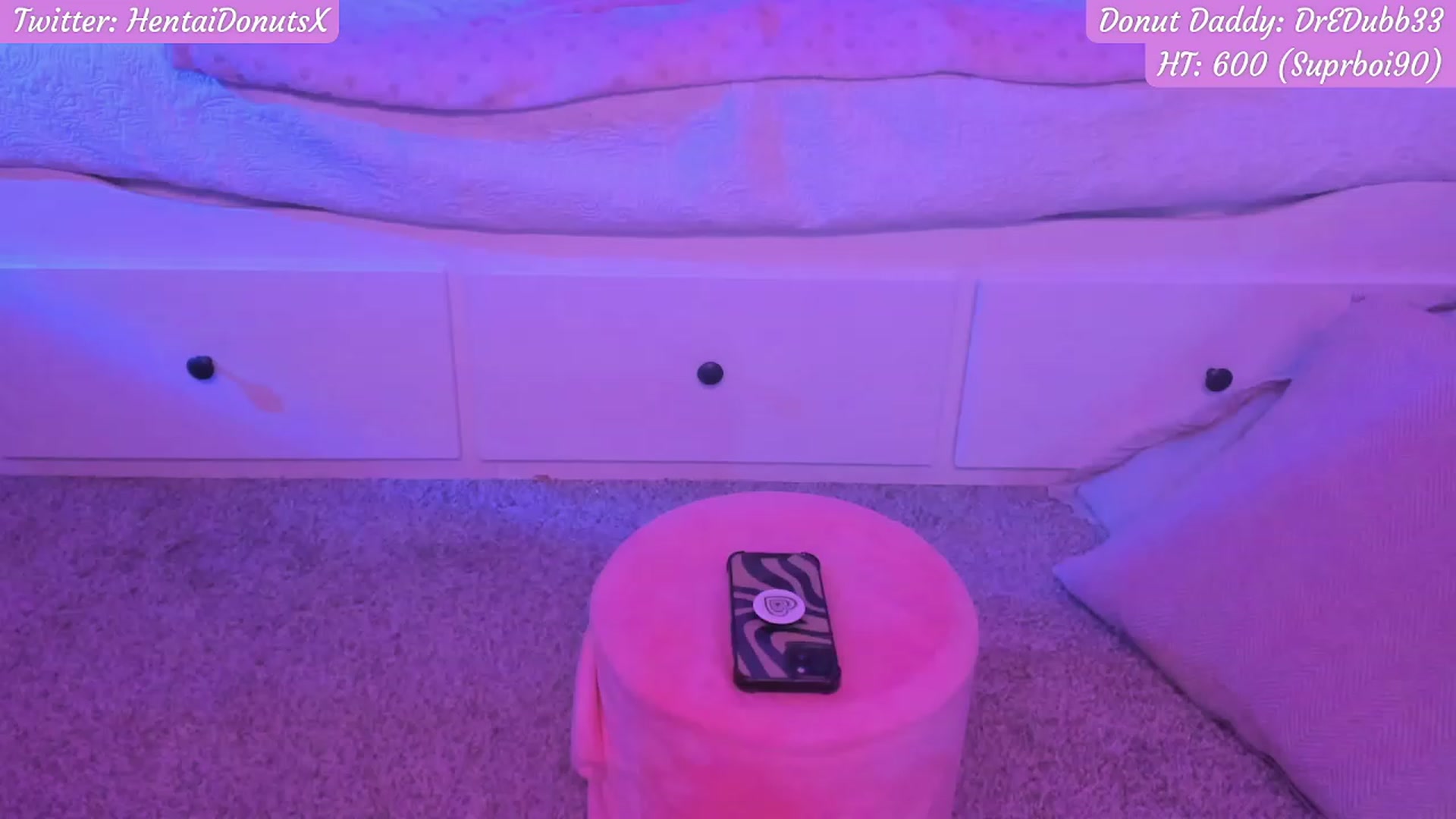 Gallery image thumbnail from HentaiDonuts's myfreecams stream on, 07/14/2023, 06:29 image 12 of 20