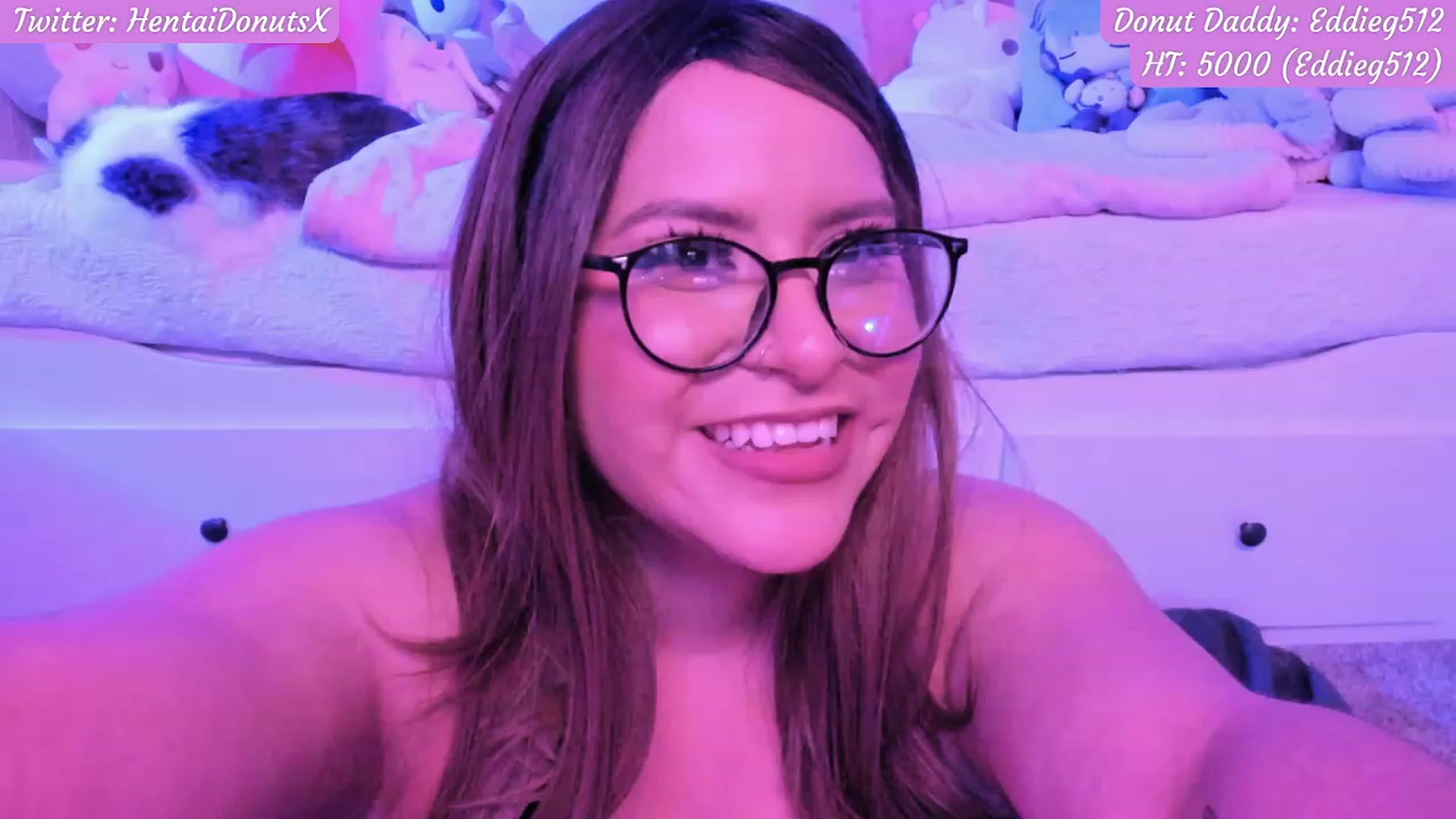 Gallery image thumbnail from HentaiDonuts's myfreecams stream on, 07/16/2023, 06:20 image 3 of 20