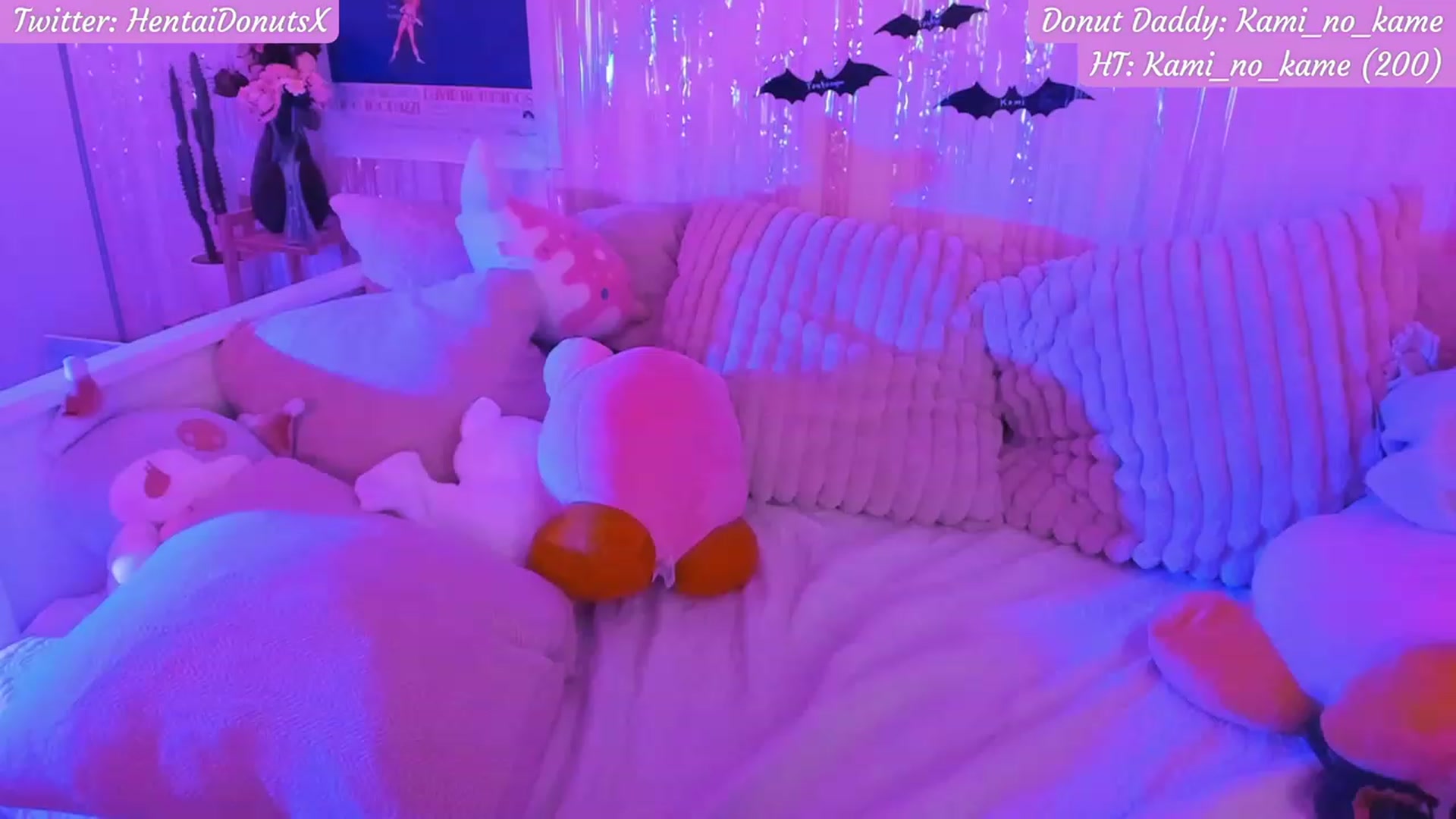 Gallery image thumbnail from HentaiDonuts's myfreecams stream on, 10/05/2023, 06:26 image 15 of 20