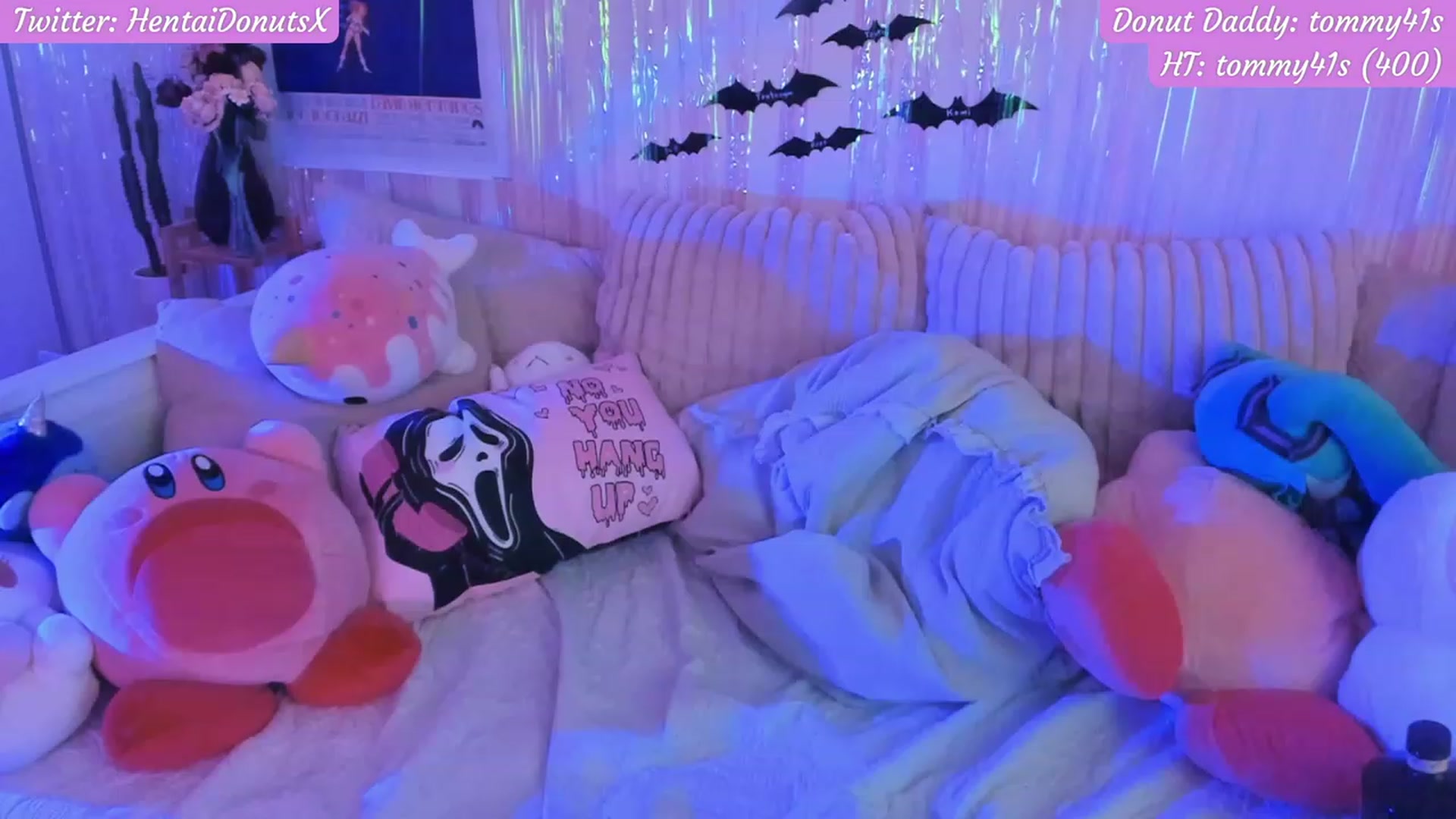Gallery image thumbnail from HentaiDonuts's myfreecams stream on, 10/07/2023, 08:10 image 19 of 20
