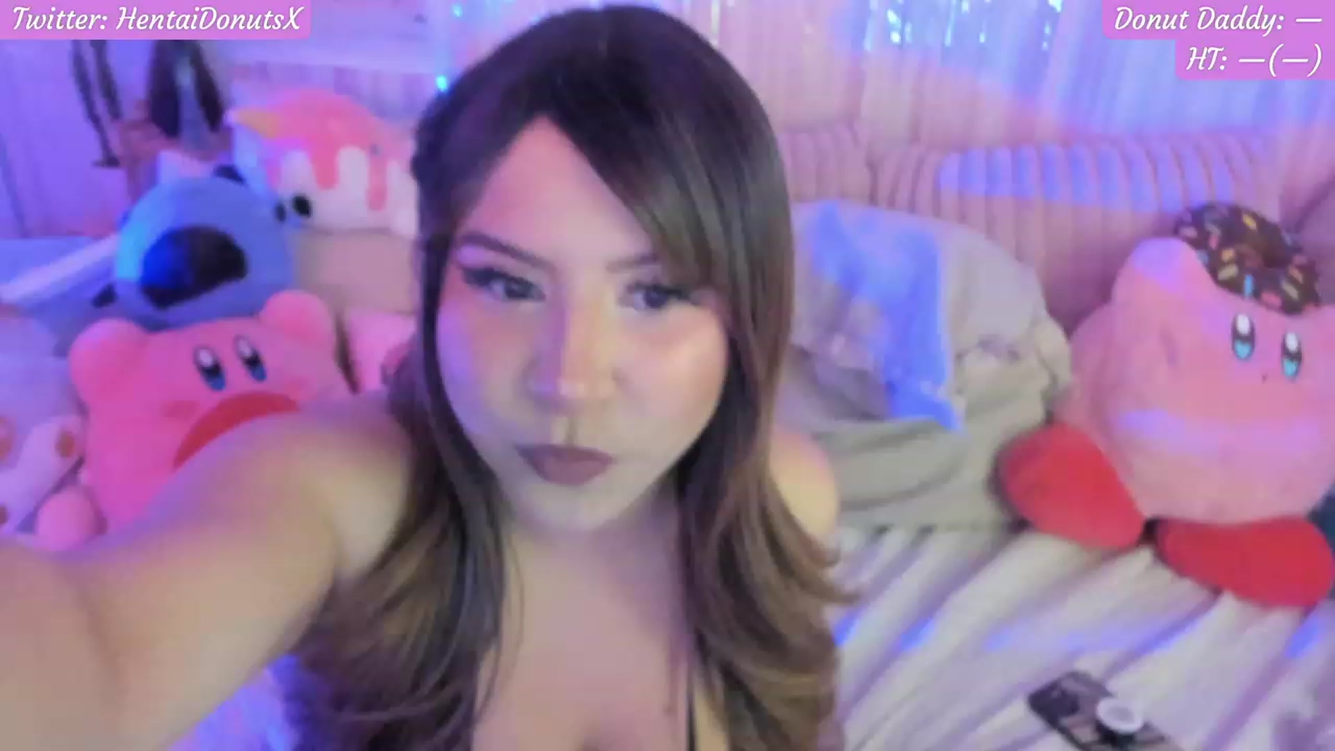 Gallery image thumbnail from HentaiDonuts's myfreecams stream on, 11/29/2023, 04:19 image 11 of 20