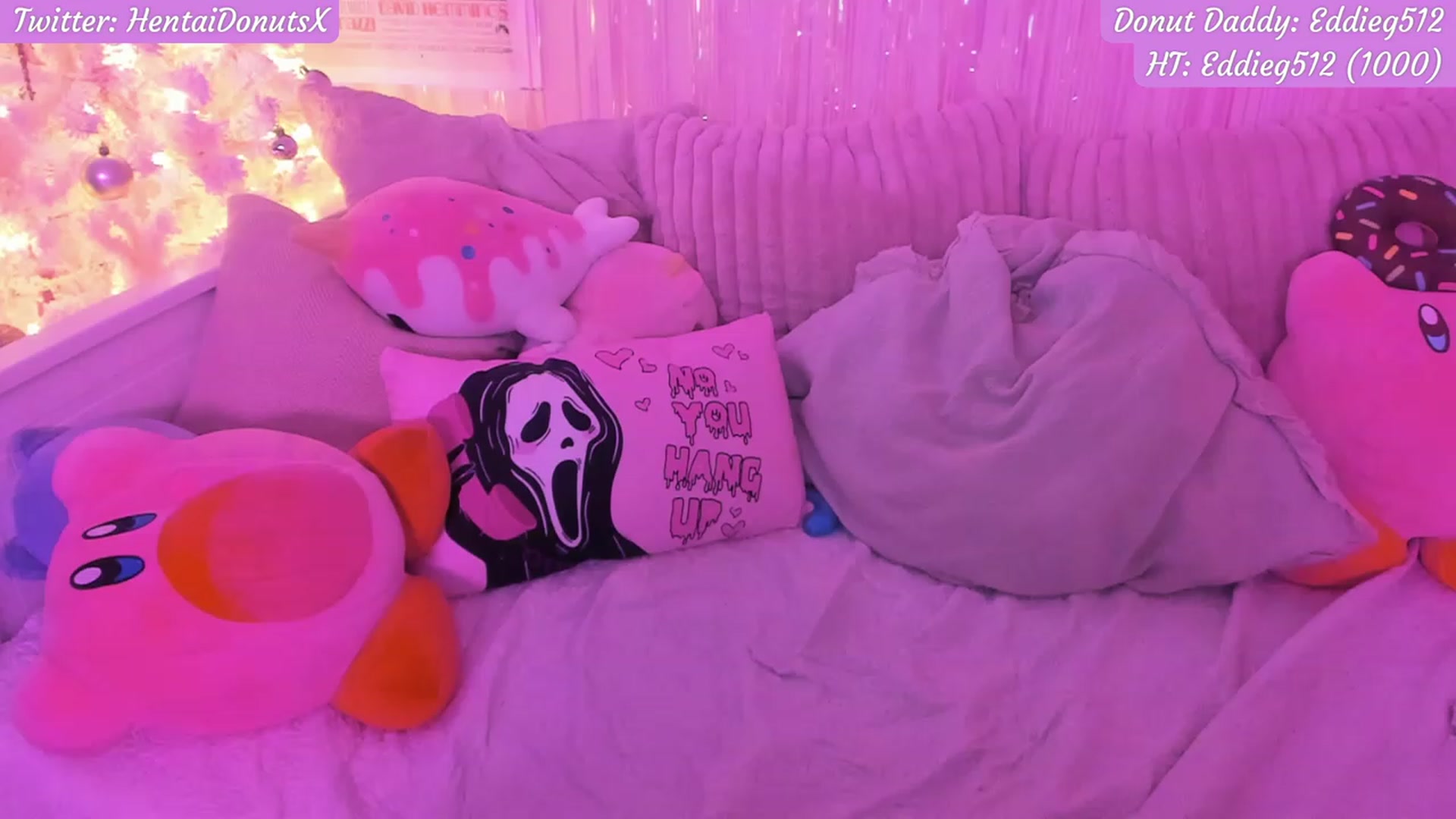 Gallery image thumbnail from HentaiDonuts's myfreecams stream on, 12/01/2023, 08:07 image 7 of 20