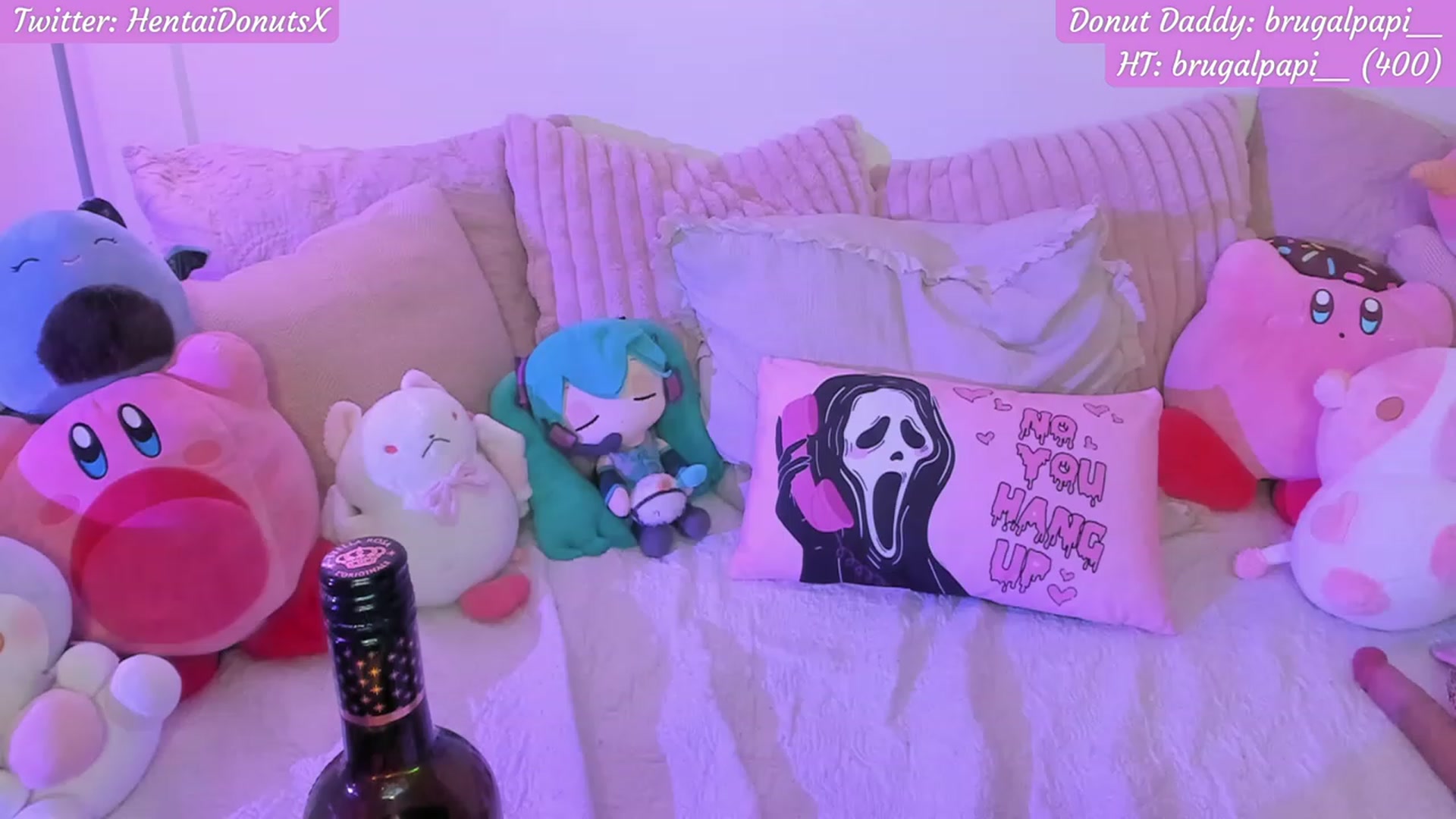 Gallery image thumbnail from HentaiDonuts's myfreecams stream on, 01/25/2024, 04:04 image 13 of 20
