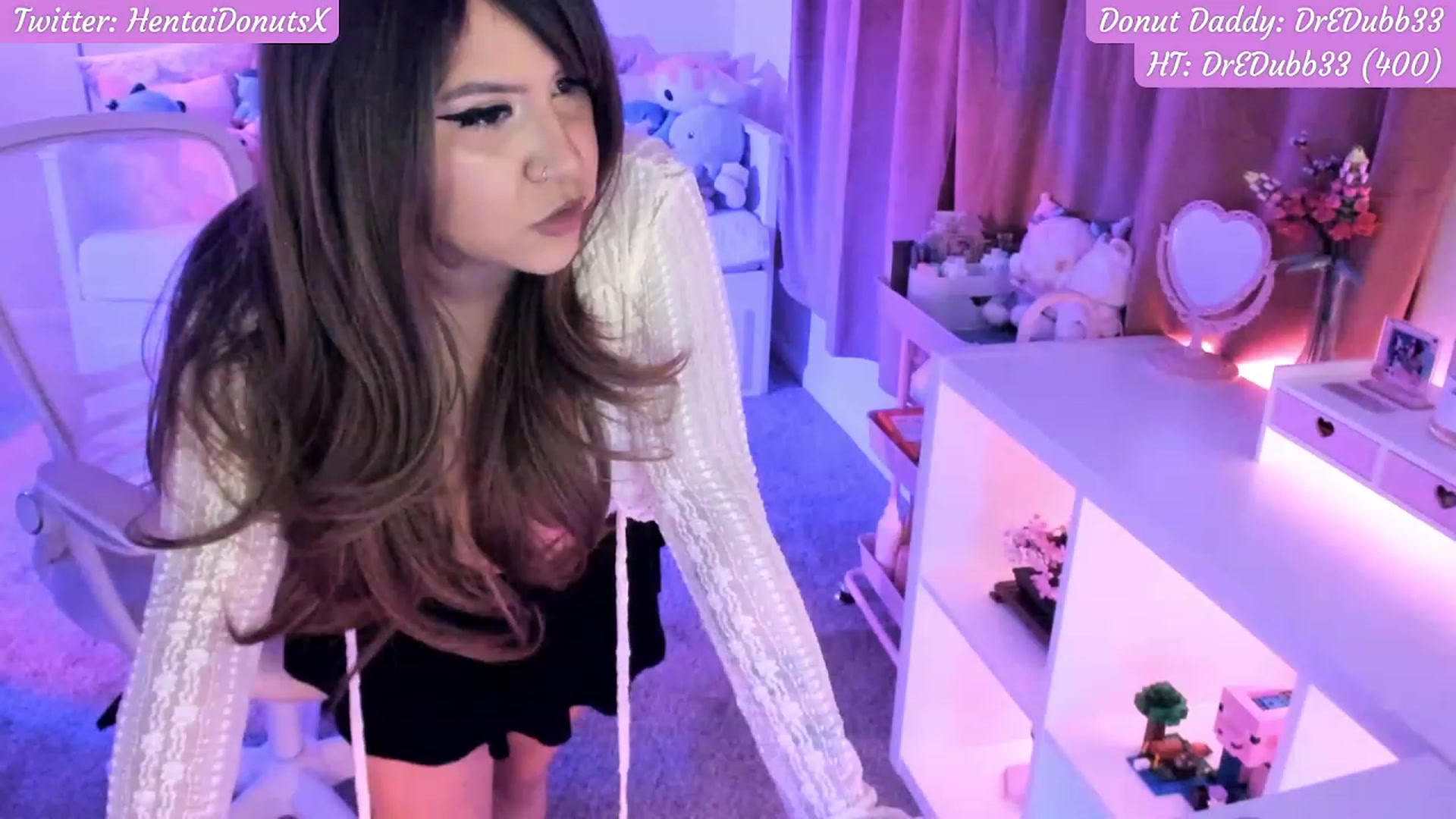 Gallery image thumbnail from HentaiDonuts's myfreecams stream on, 02/09/2024, 06:08 image 4 of 20