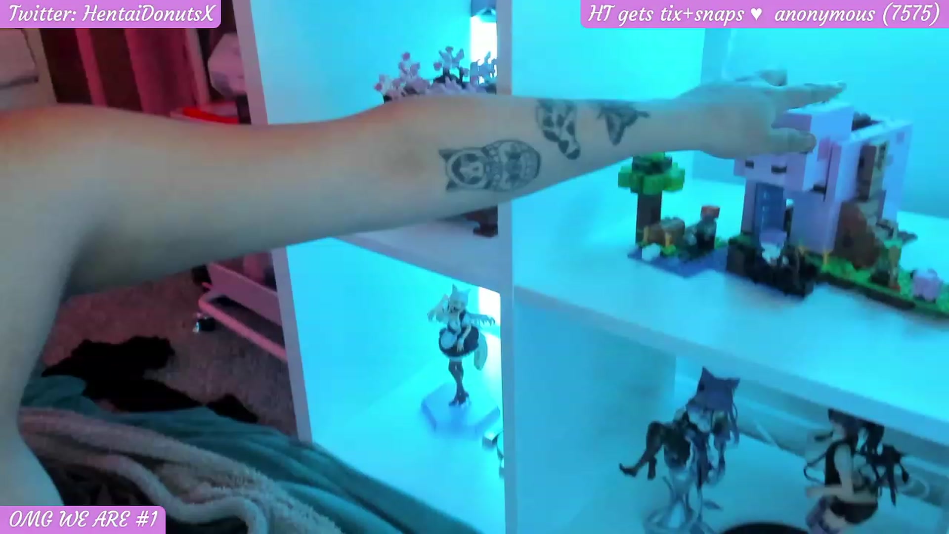 Gallery image thumbnail from HentaiDonuts's myfreecams stream on, 03/01/2024, 13:32 image 6 of 20