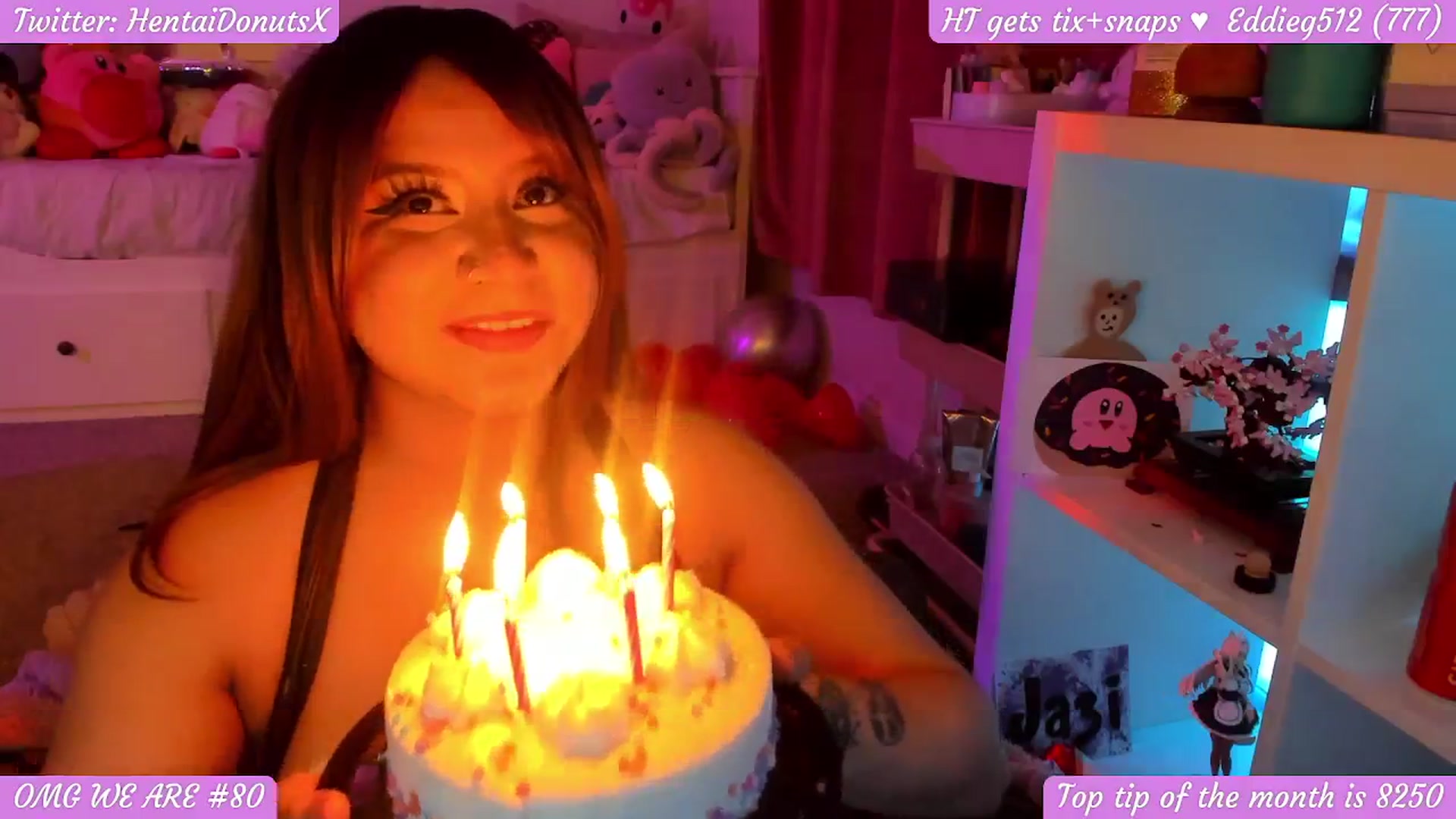 Gallery image thumbnail from HentaiDonuts's myfreecams stream on, 03/18/2024, 09:18 image 17 of 20