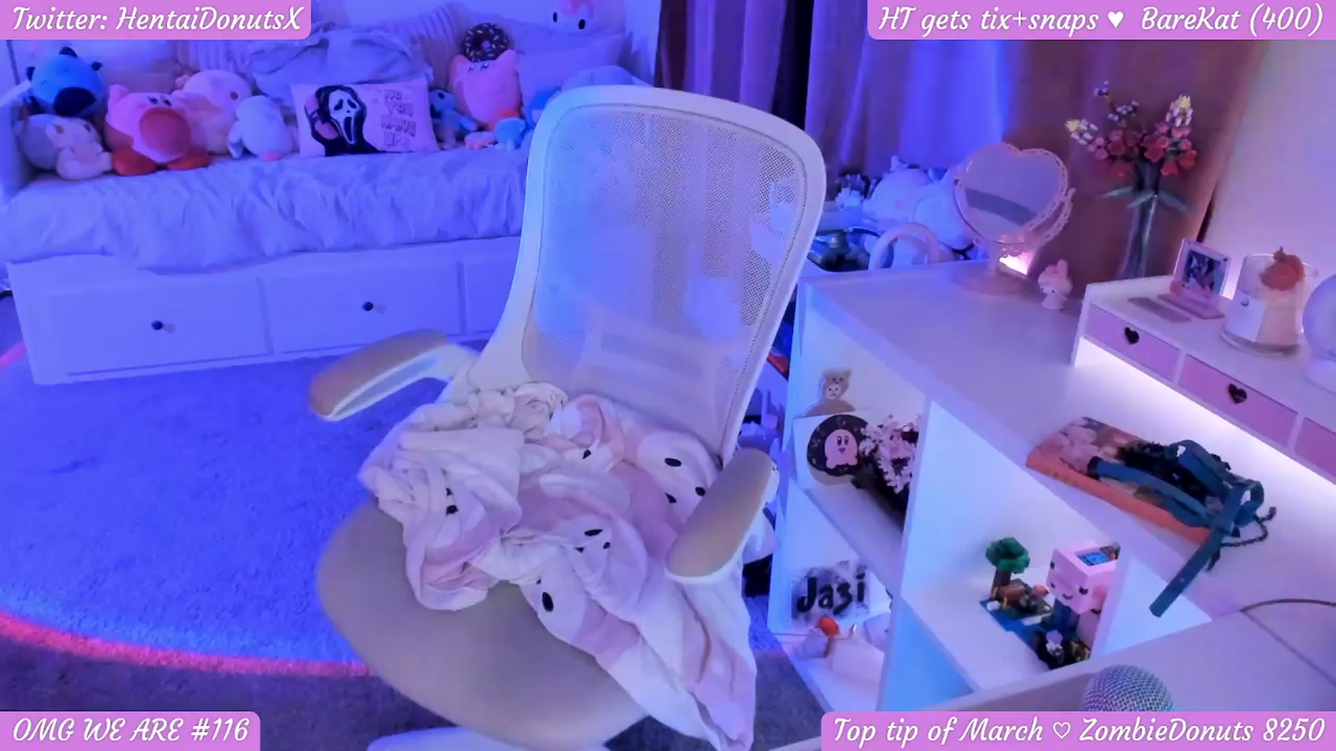 Gallery image thumbnail from HentaiDonuts's myfreecams stream on, 03/31/2024, 05:05 image 20 of 20