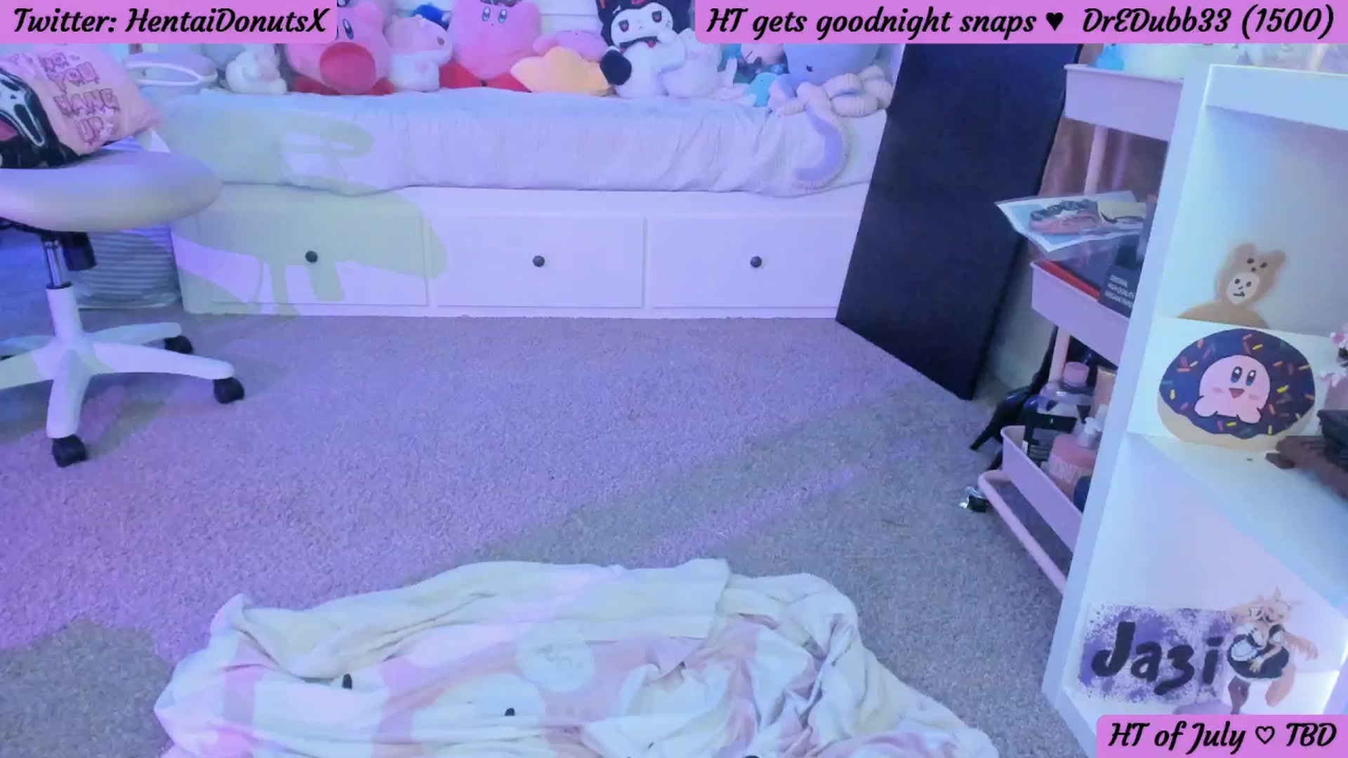 Gallery image thumbnail from HentaiDonuts's myfreecams stream on, 07/04/2024, 05:27 image 13 of 20