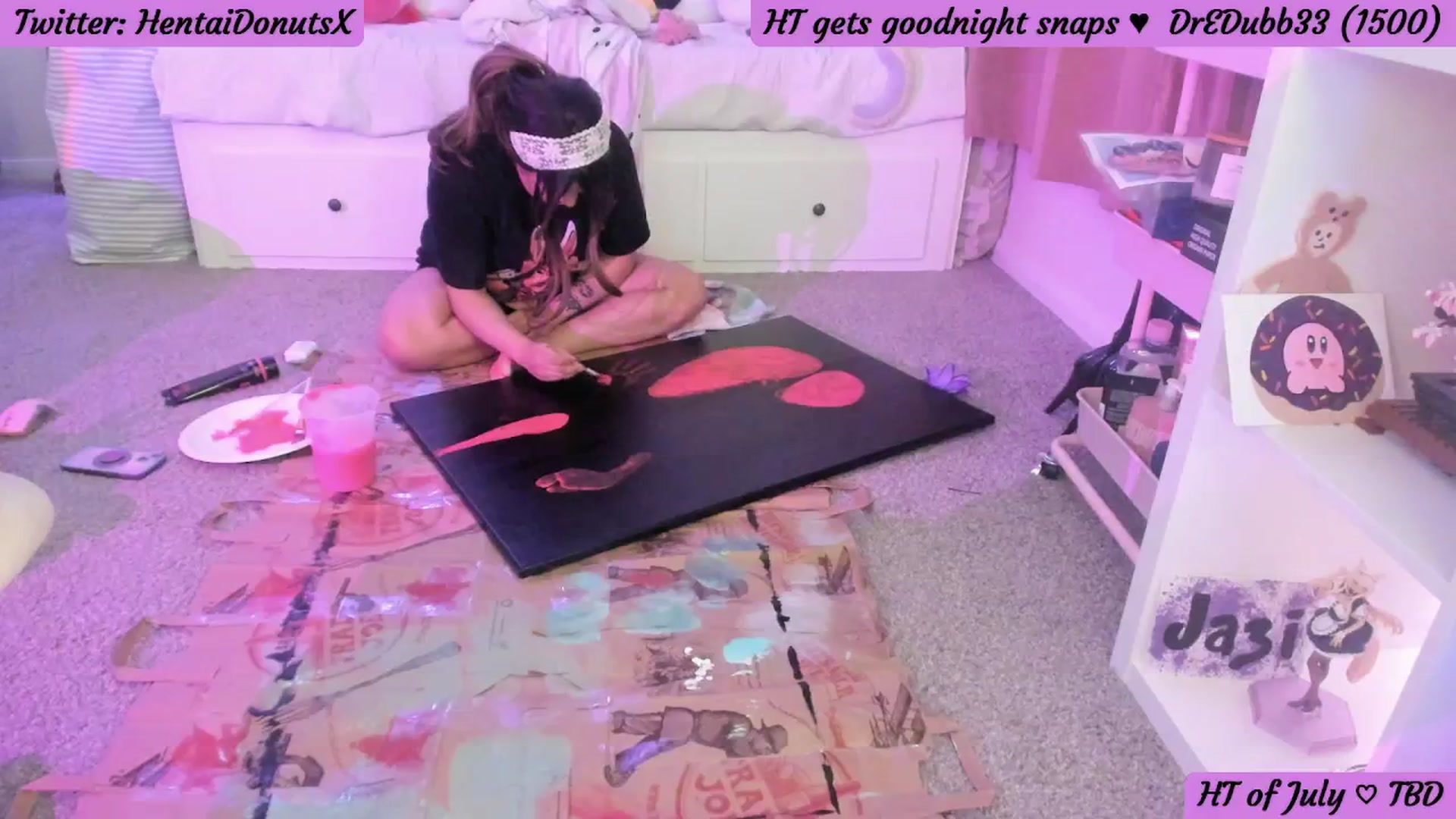 Gallery image thumbnail from HentaiDonuts's myfreecams stream on, 07/04/2024, 07:42 image 10 of 20