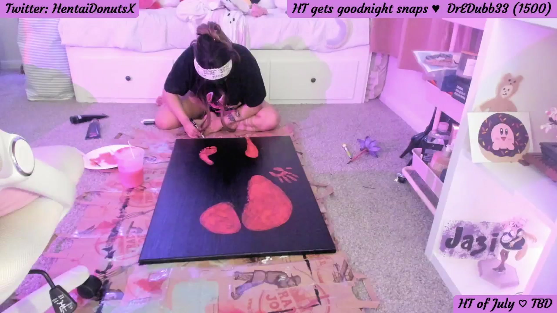 Gallery image thumbnail from HentaiDonuts's myfreecams stream on, 07/04/2024, 07:42 image 16 of 20
