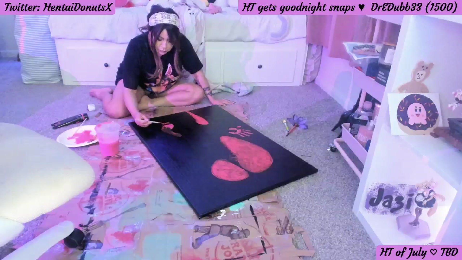 Gallery image thumbnail from HentaiDonuts's myfreecams stream on, 07/04/2024, 07:42 image 13 of 20