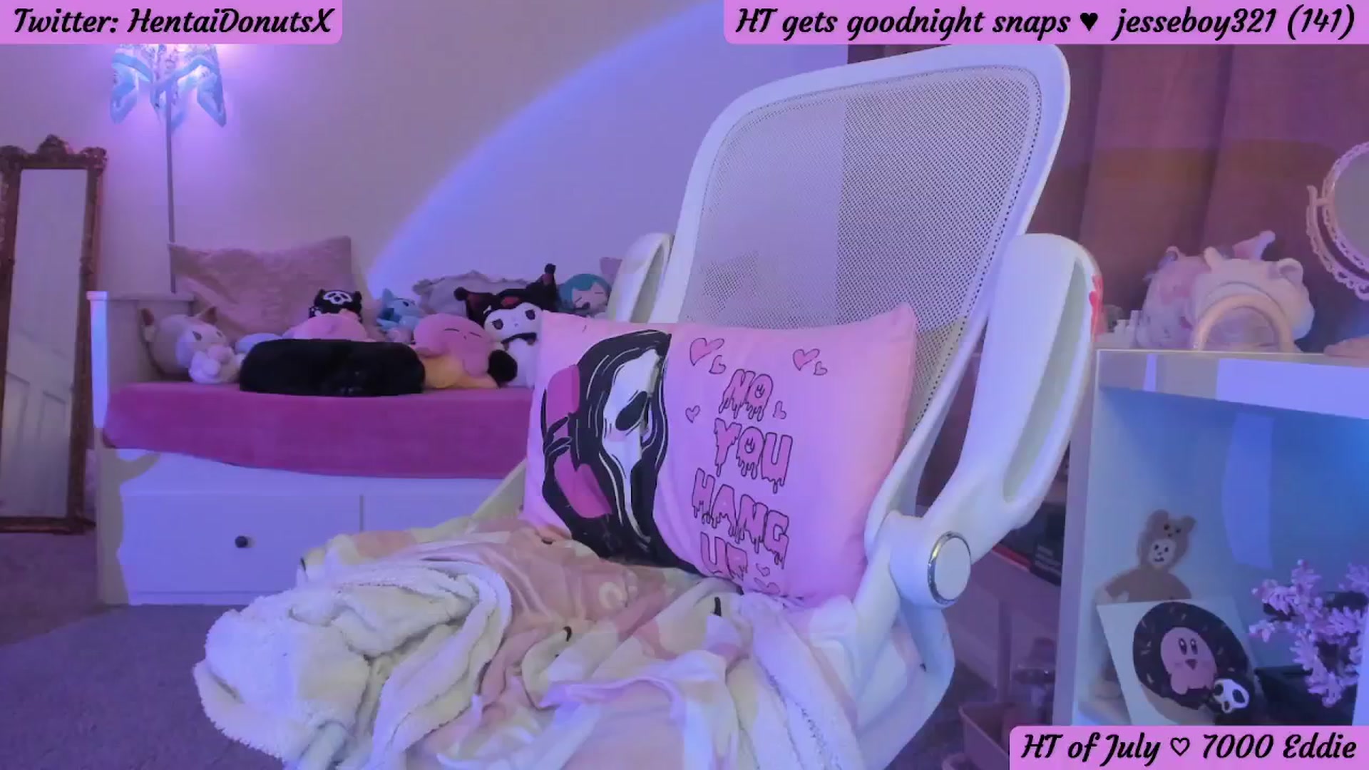 Gallery image thumbnail from HentaiDonuts's myfreecams stream on, 07/21/2024, 03:38 image 13 of 20