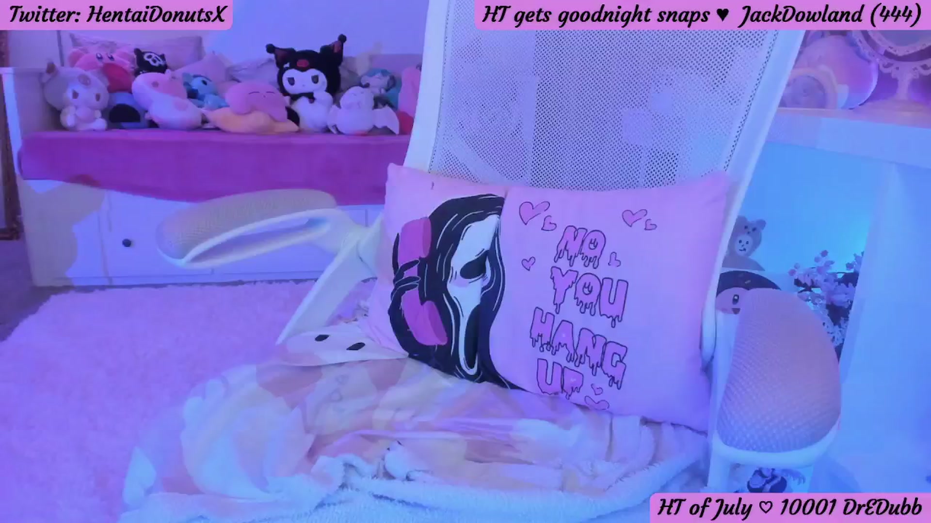 Gallery image thumbnail from HentaiDonuts's myfreecams stream on, 07/27/2024, 07:33 image 14 of 20