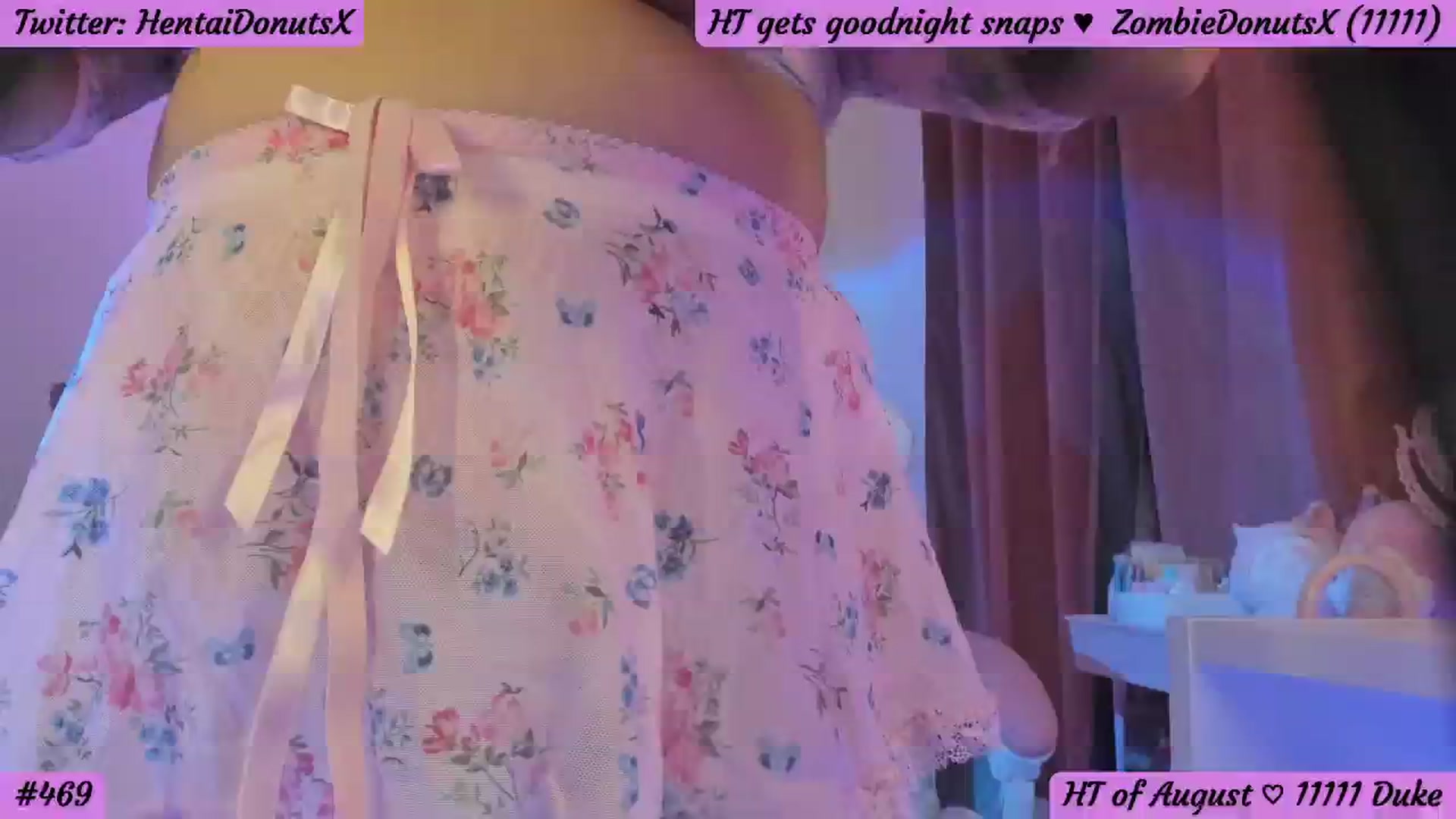 Gallery image thumbnail from HentaiDonuts's myfreecams stream on, 08/16/2024, 09:02 image 7 of 20