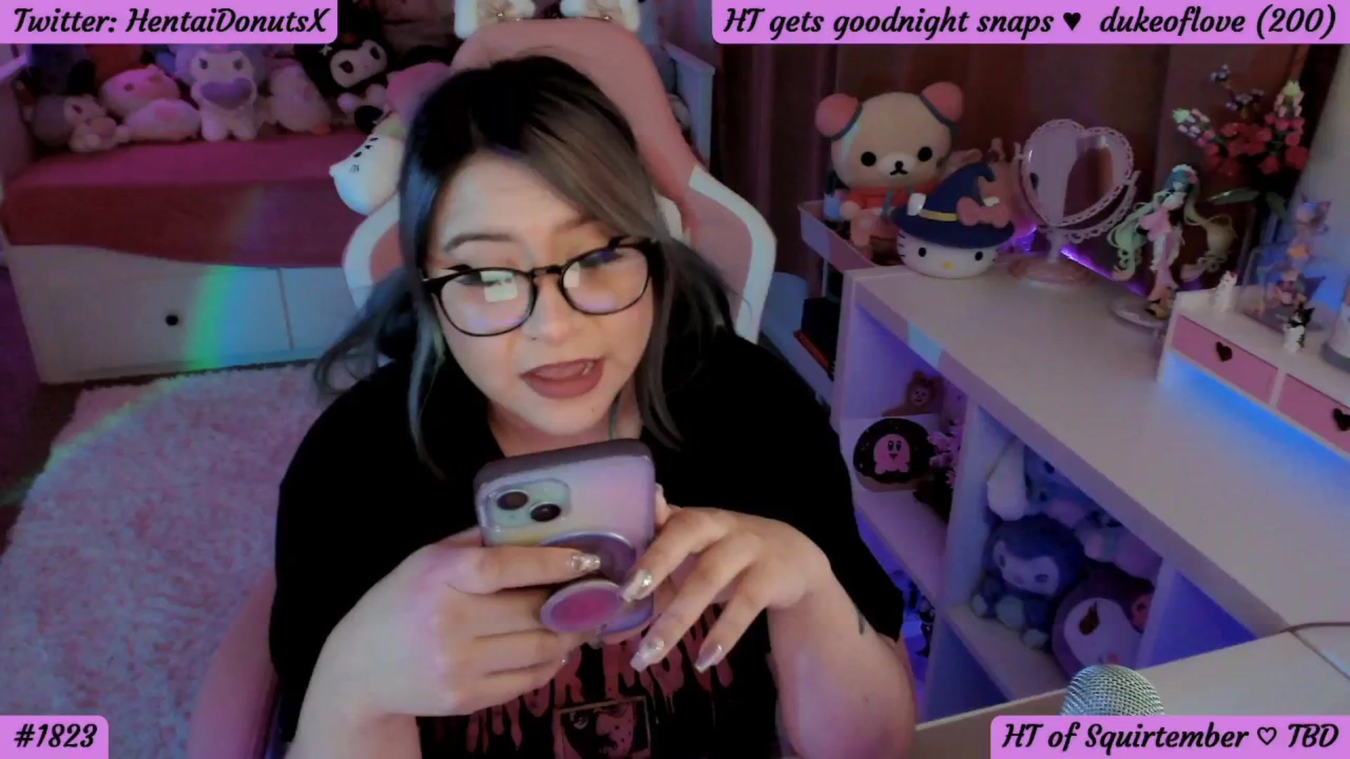 Gallery image thumbnail from HentaiDonuts's myfreecams stream on, 09/02/2024, 06:56 image 11 of 20