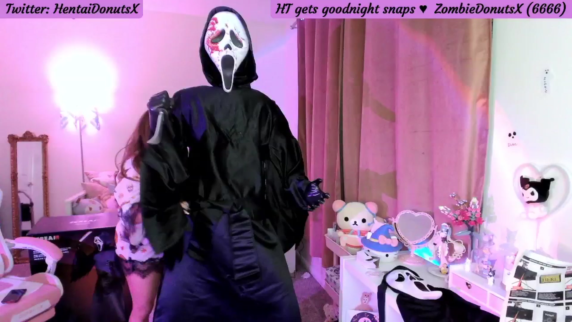 Gallery image thumbnail from HentaiDonuts's myfreecams stream on, 10/02/2024, 06:13 image 19 of 20