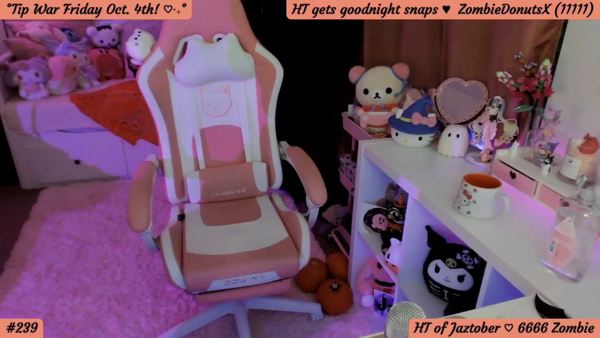 Gallery image thumbnail from HentaiDonuts's myfreecams stream on, 10/05/2024, 04:35 image 18 of 20