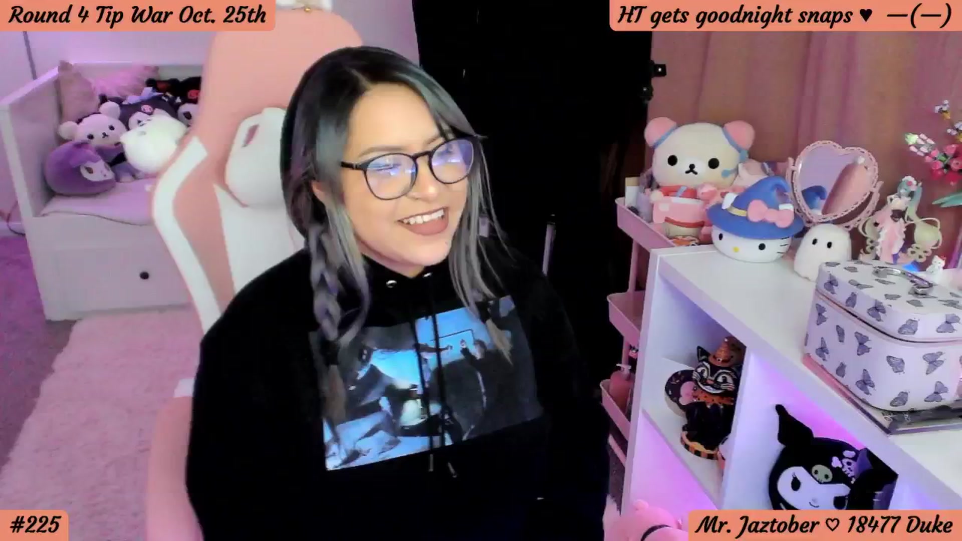Gallery image thumbnail from HentaiDonuts's myfreecams stream on, 10/25/2024, 06:50 image 4 of 20