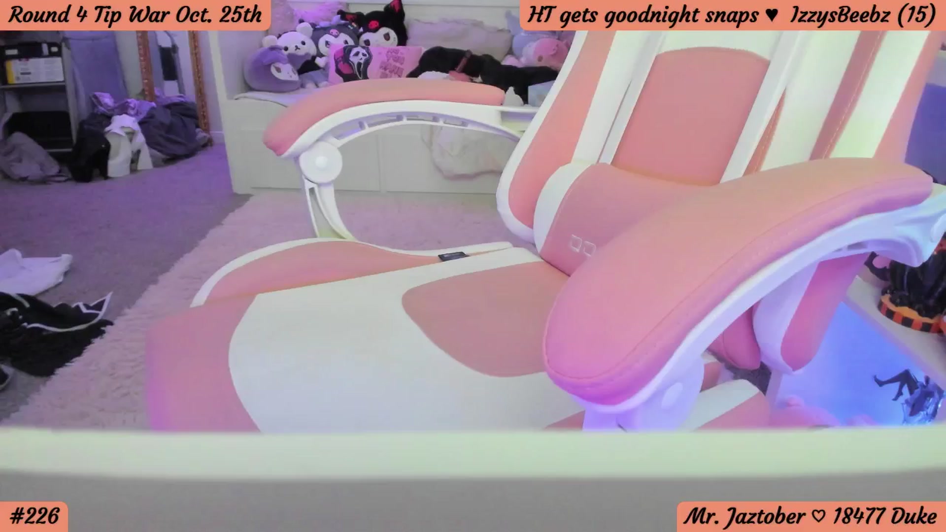 Gallery image thumbnail from HentaiDonuts's myfreecams stream on, 10/25/2024, 06:50 image 6 of 20
