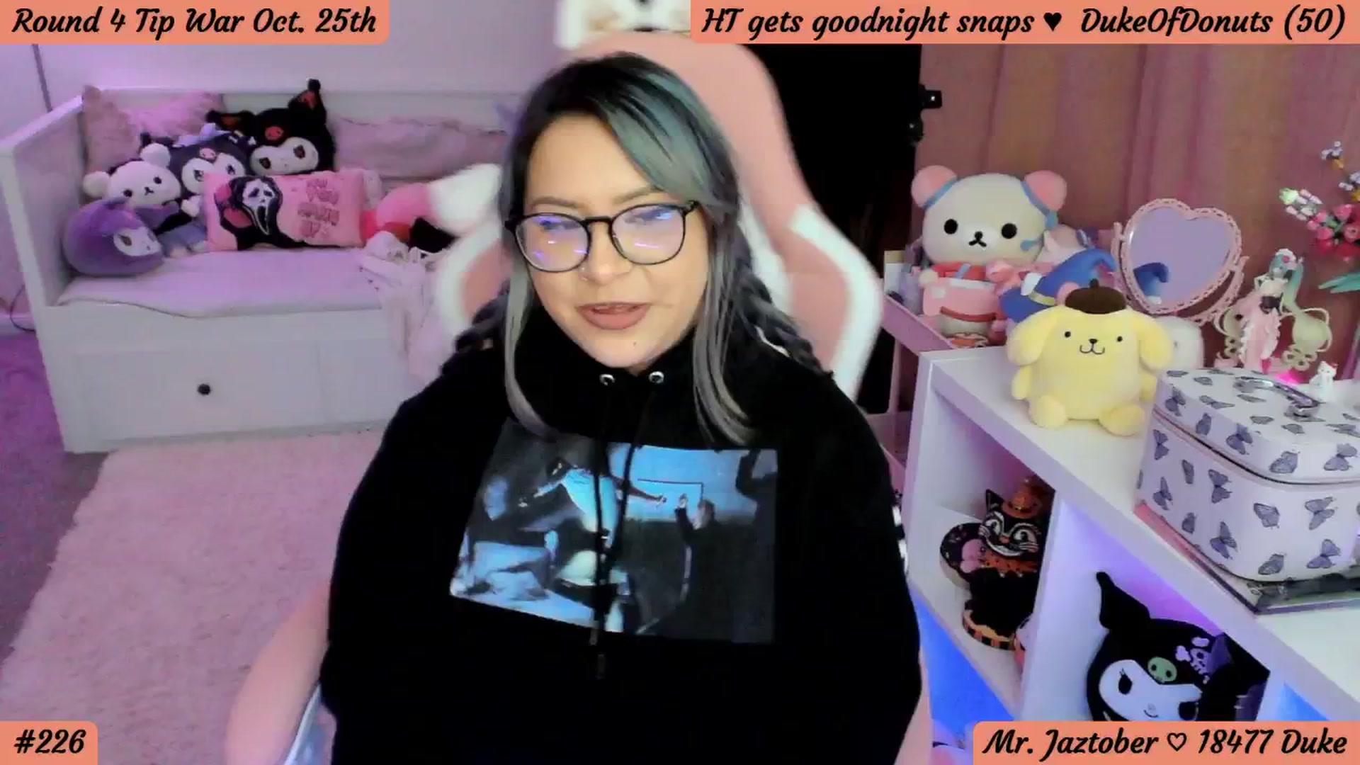 Gallery image thumbnail from HentaiDonuts's myfreecams stream on, 10/25/2024, 06:50 image 8 of 20