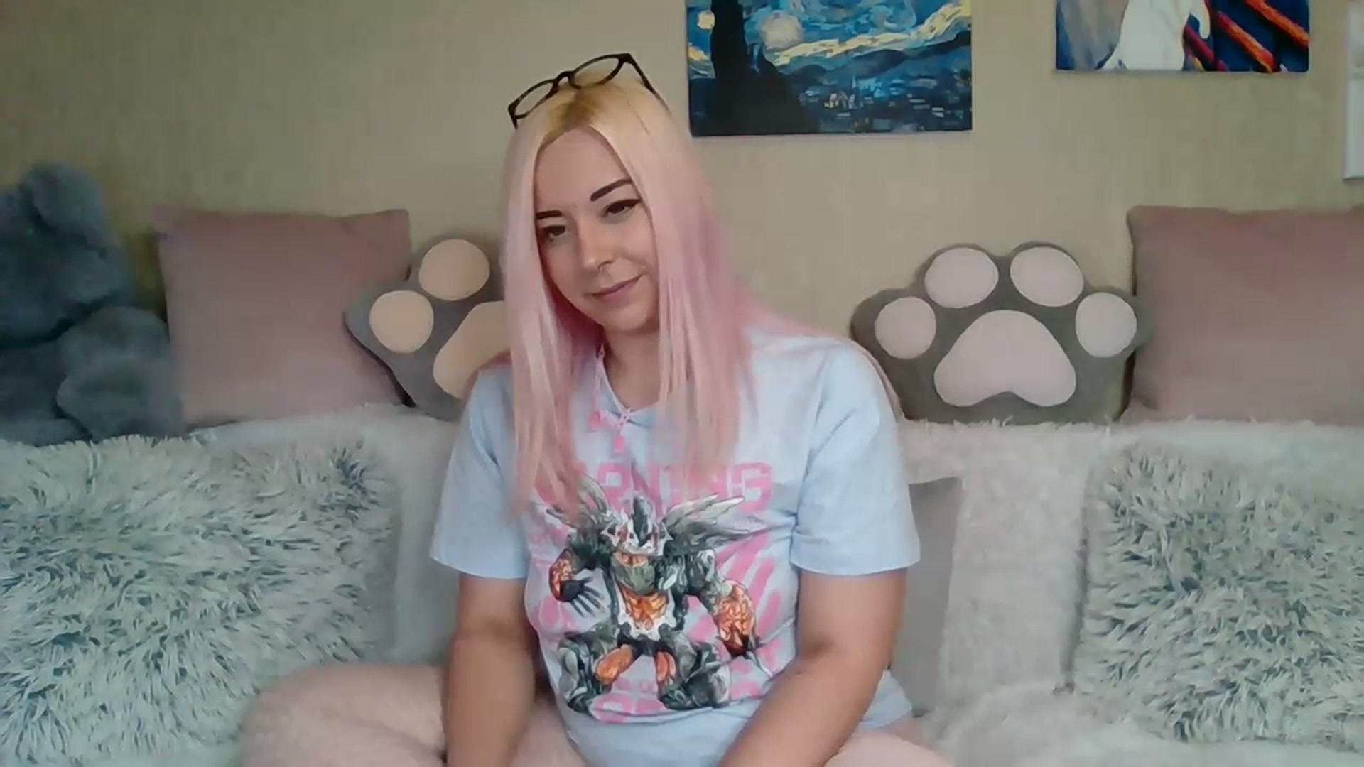 Gallery image thumbnail from HentaiKoi's myfreecams stream on, 07/20/2023, 13:03 image 4 of 20