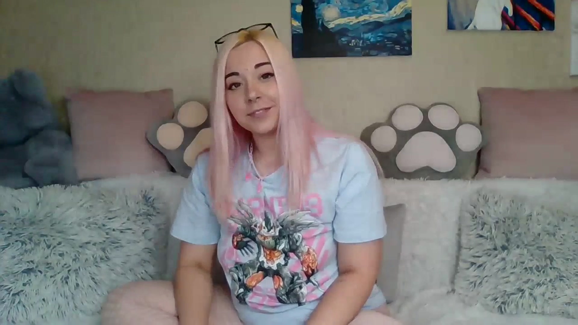 Gallery image thumbnail from HentaiKoi's myfreecams stream on, 07/20/2023, 13:03 image 2 of 20
