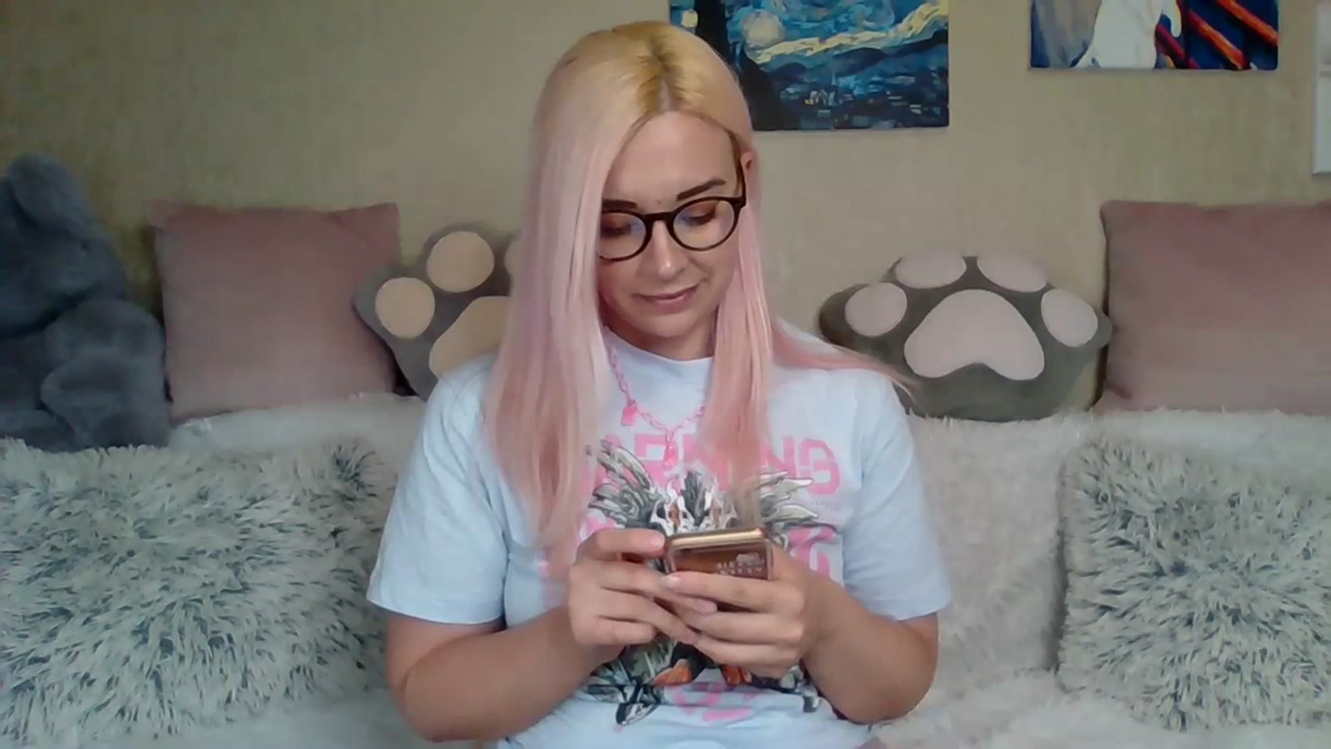 Gallery image thumbnail from HentaiKoi's myfreecams stream on, 07/20/2023, 15:44 image 5 of 20
