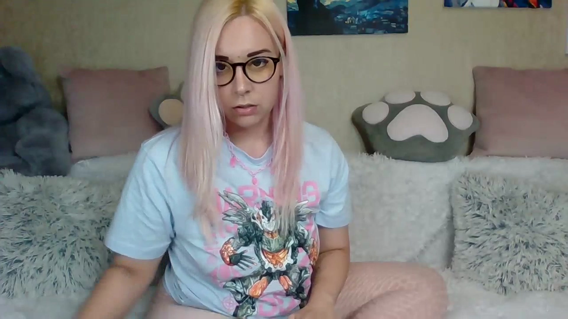 Gallery image thumbnail from HentaiKoi's myfreecams stream on, 07/20/2023, 15:44 image 17 of 20