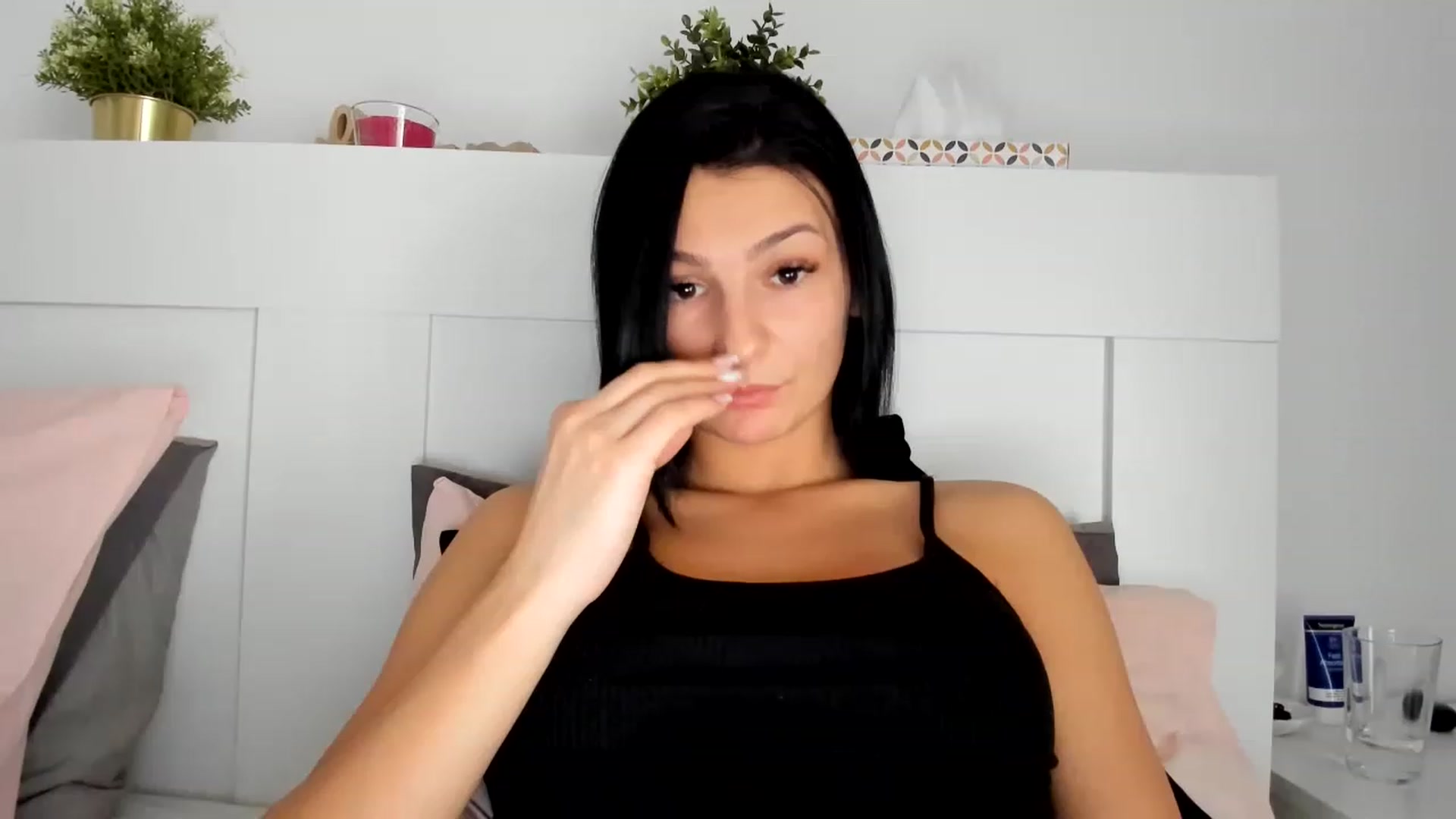 Gallery image thumbnail from HeraWild's myfreecams stream on, 12/16/2022, 12:06 image 7 of 20