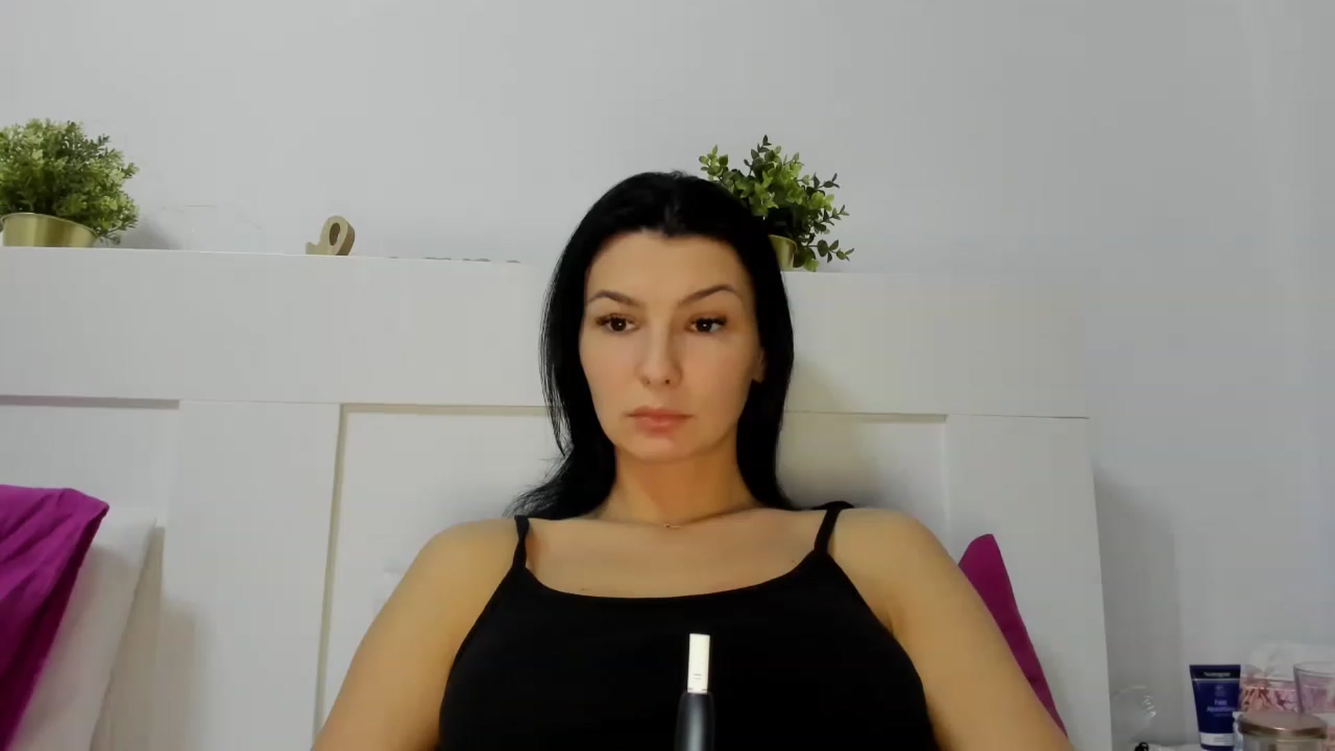 Gallery image thumbnail from HeraWild's myfreecams stream on, 01/10/2023, 12:23 image 14 of 20
