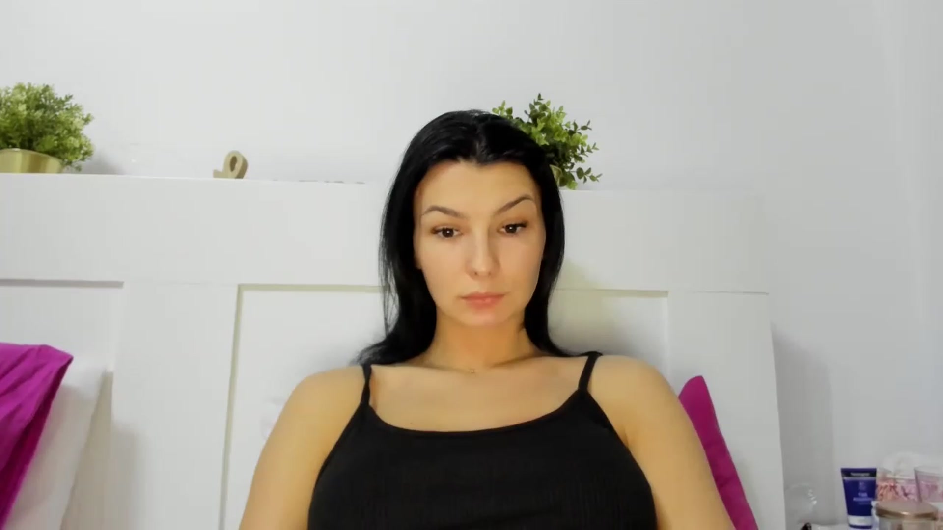 Gallery image thumbnail from HeraWild's myfreecams stream on, 01/10/2023, 12:23 image 13 of 20