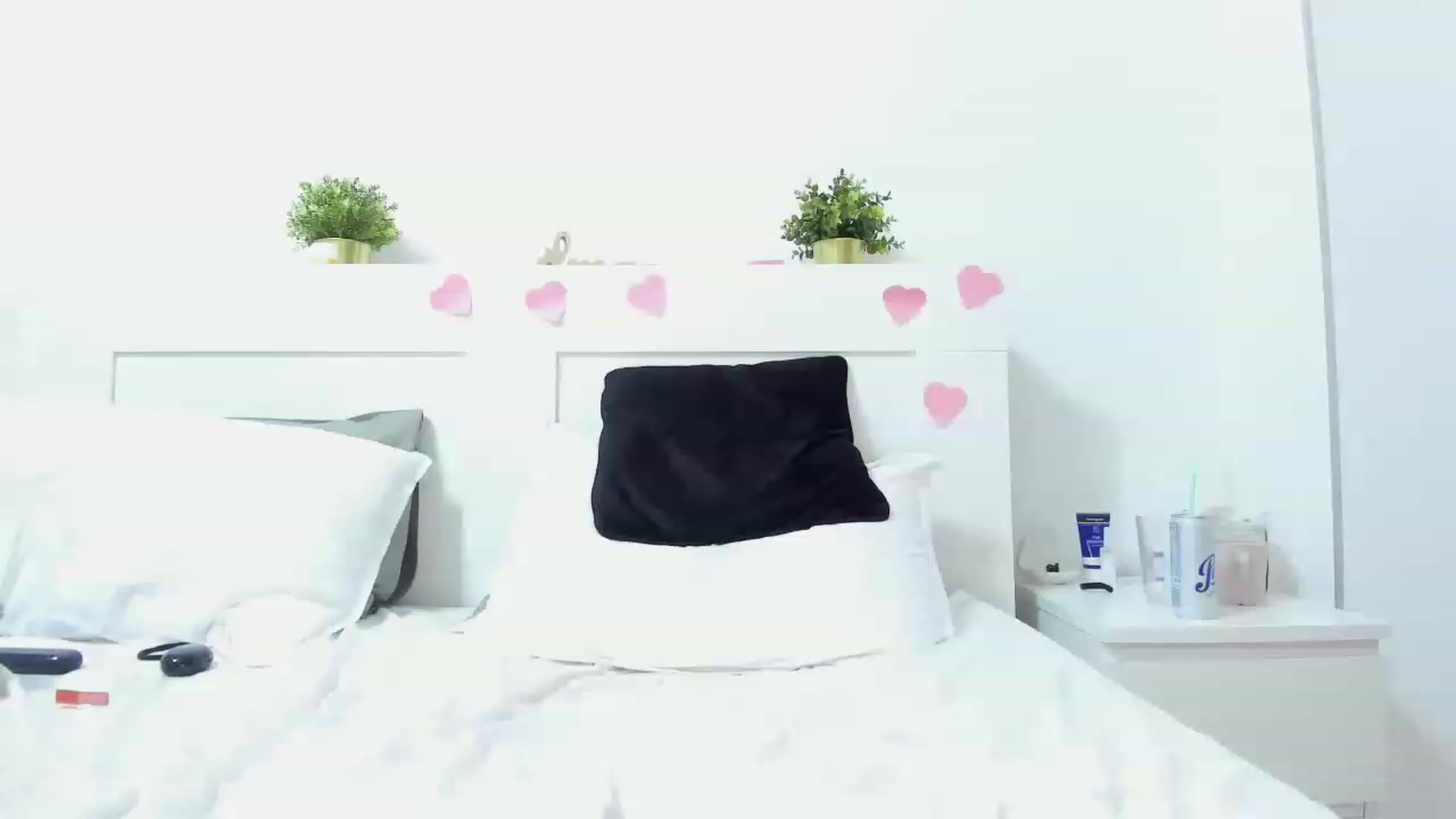 Gallery image thumbnail from HeraWild's myfreecams stream on, 02/03/2023, 12:13 image 19 of 20