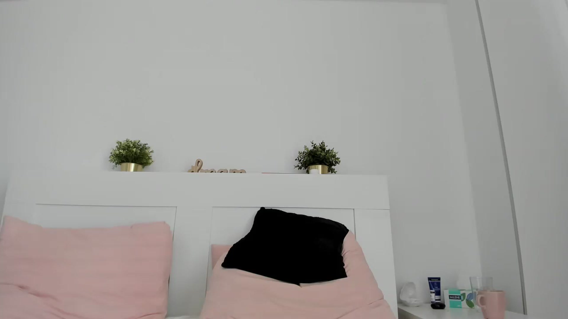 Gallery image thumbnail from HeraWild's myfreecams stream on, 02/10/2023, 10:59 image 10 of 20