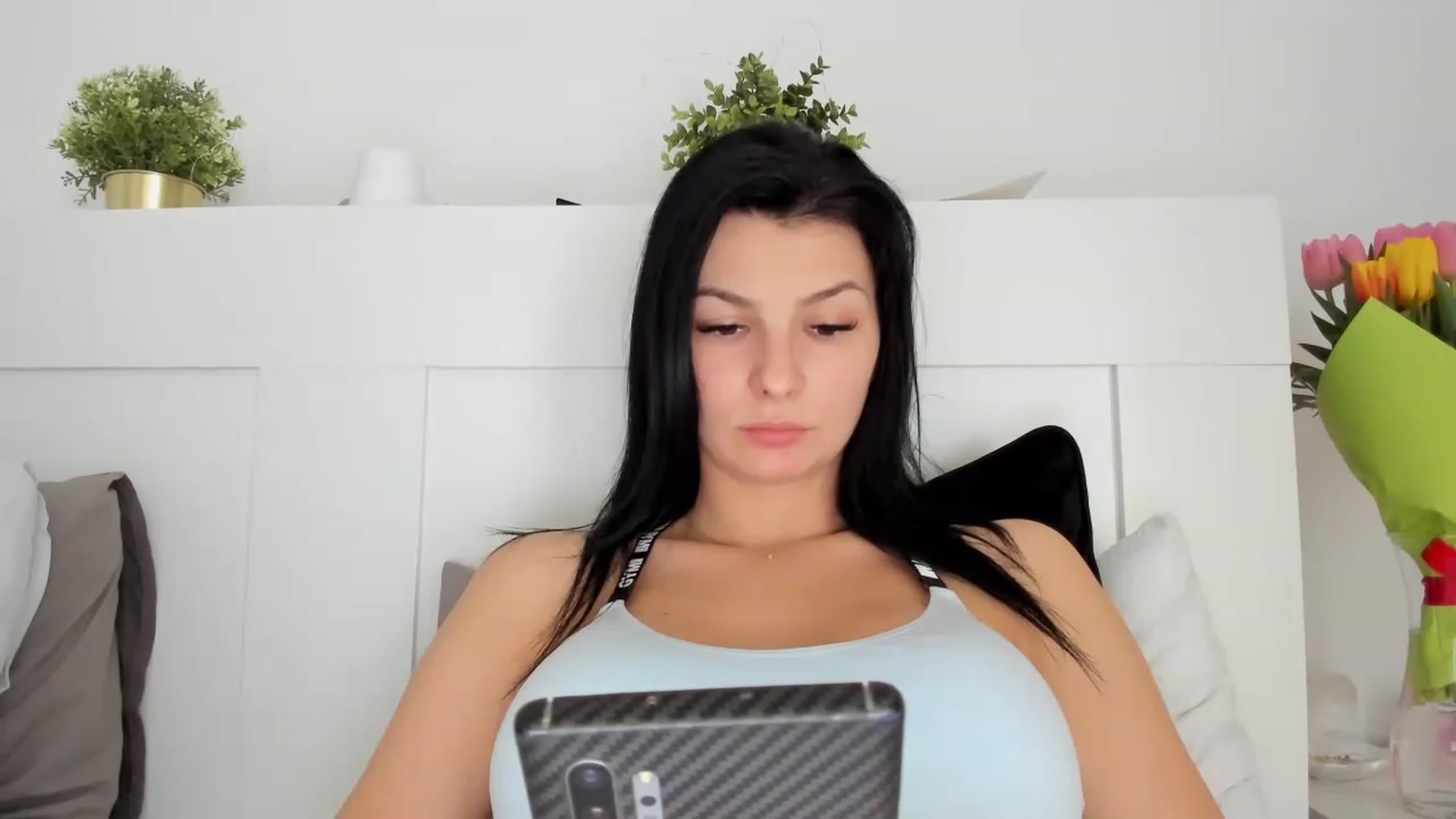 Gallery image thumbnail from HeraWild's myfreecams stream on, 03/09/2023, 14:49 image 4 of 20