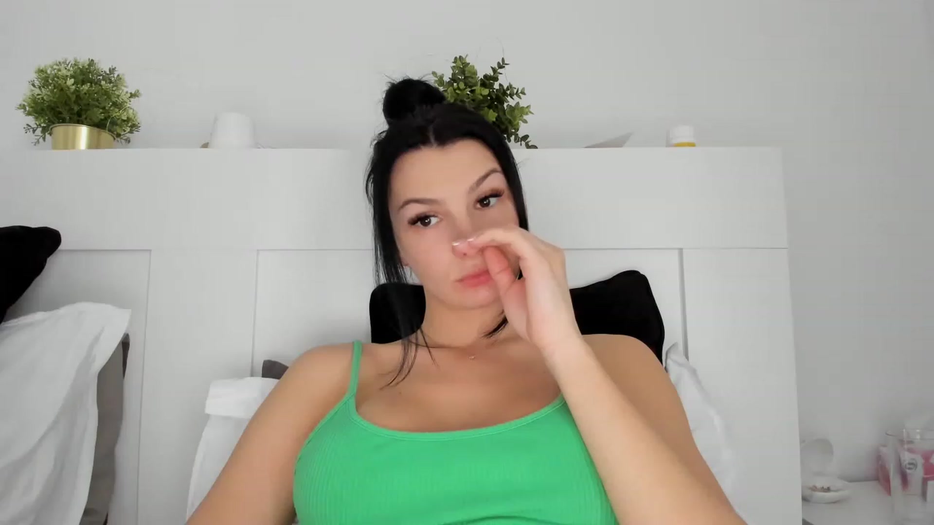 Gallery image thumbnail from HeraWild's myfreecams stream on, 03/13/2023, 13:48 image 1 of 20