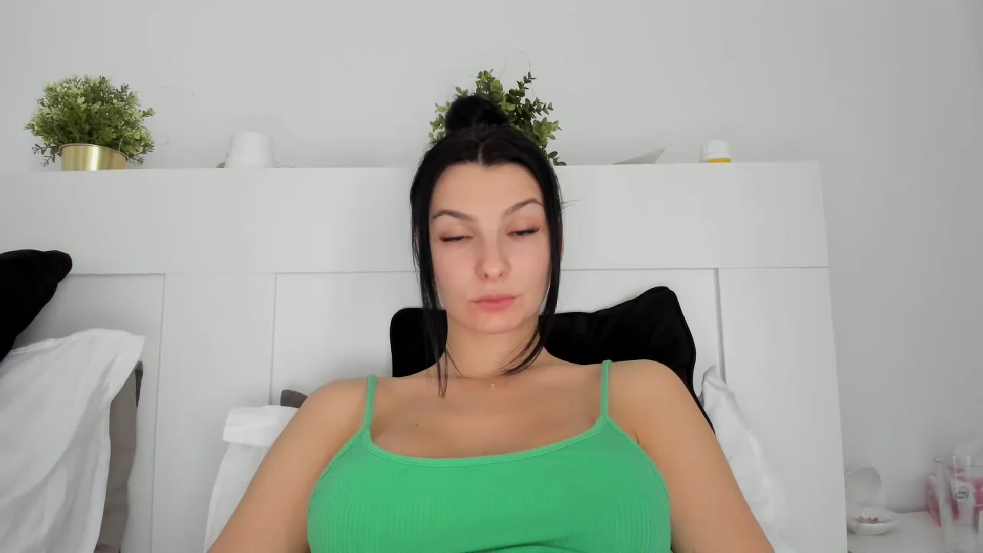 Gallery image thumbnail from HeraWild's myfreecams stream on, 03/13/2023, 13:48 image 5 of 20