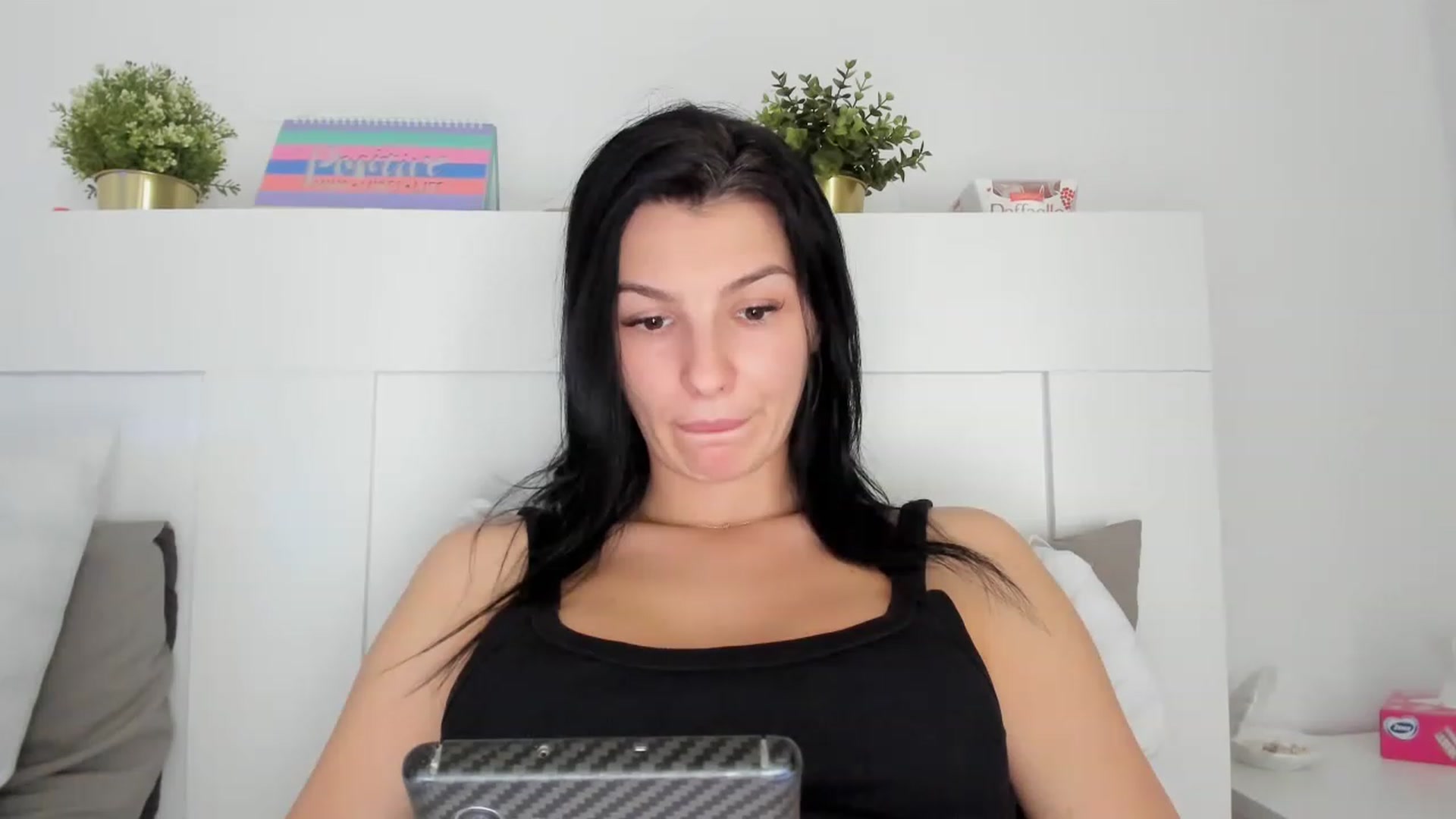 Gallery image thumbnail from HeraWild's myfreecams stream on, 04/06/2023, 13:41 image 10 of 20