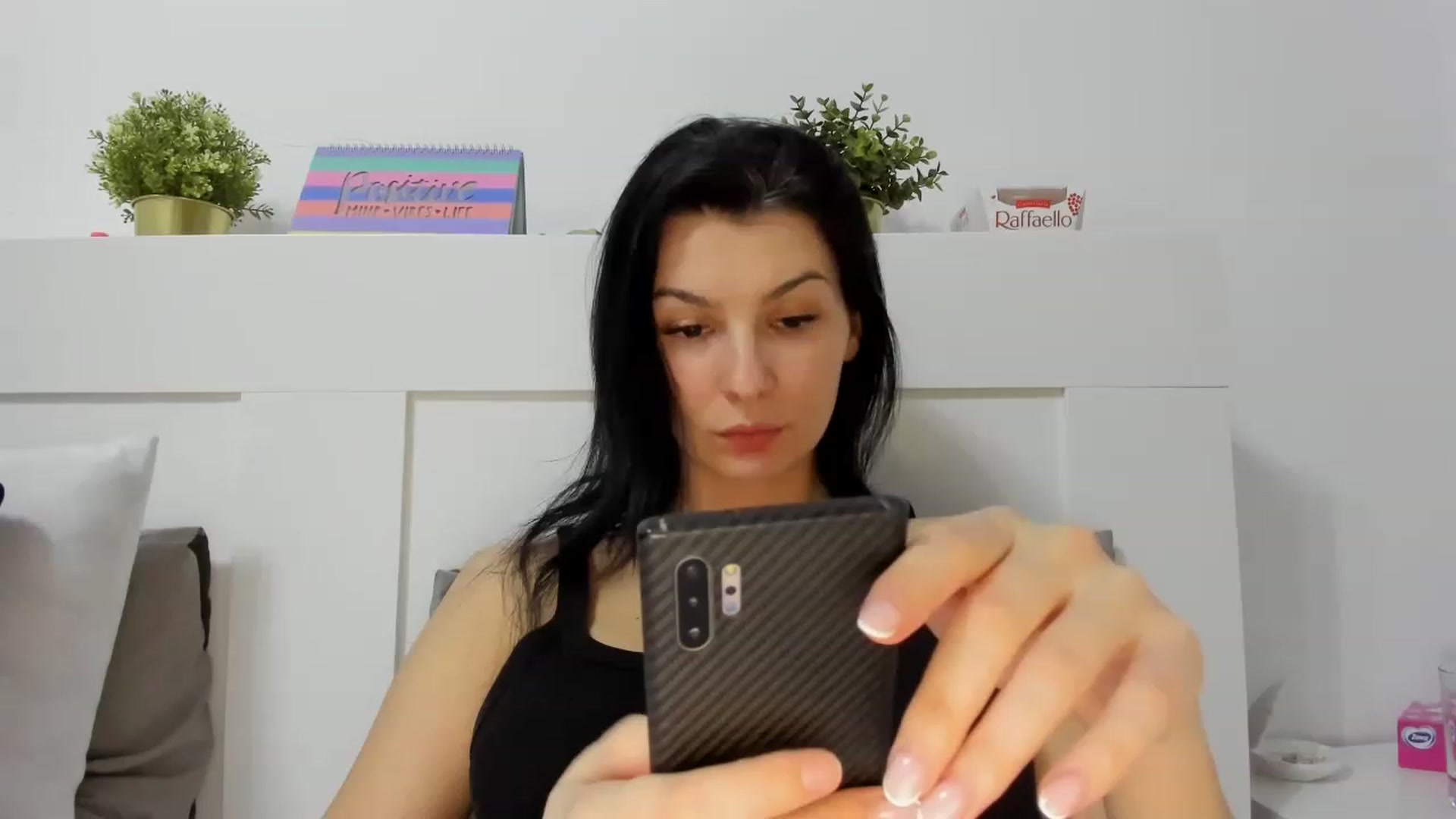 Gallery image thumbnail from HeraWild's myfreecams stream on, 04/06/2023, 17:12 image 1 of 20