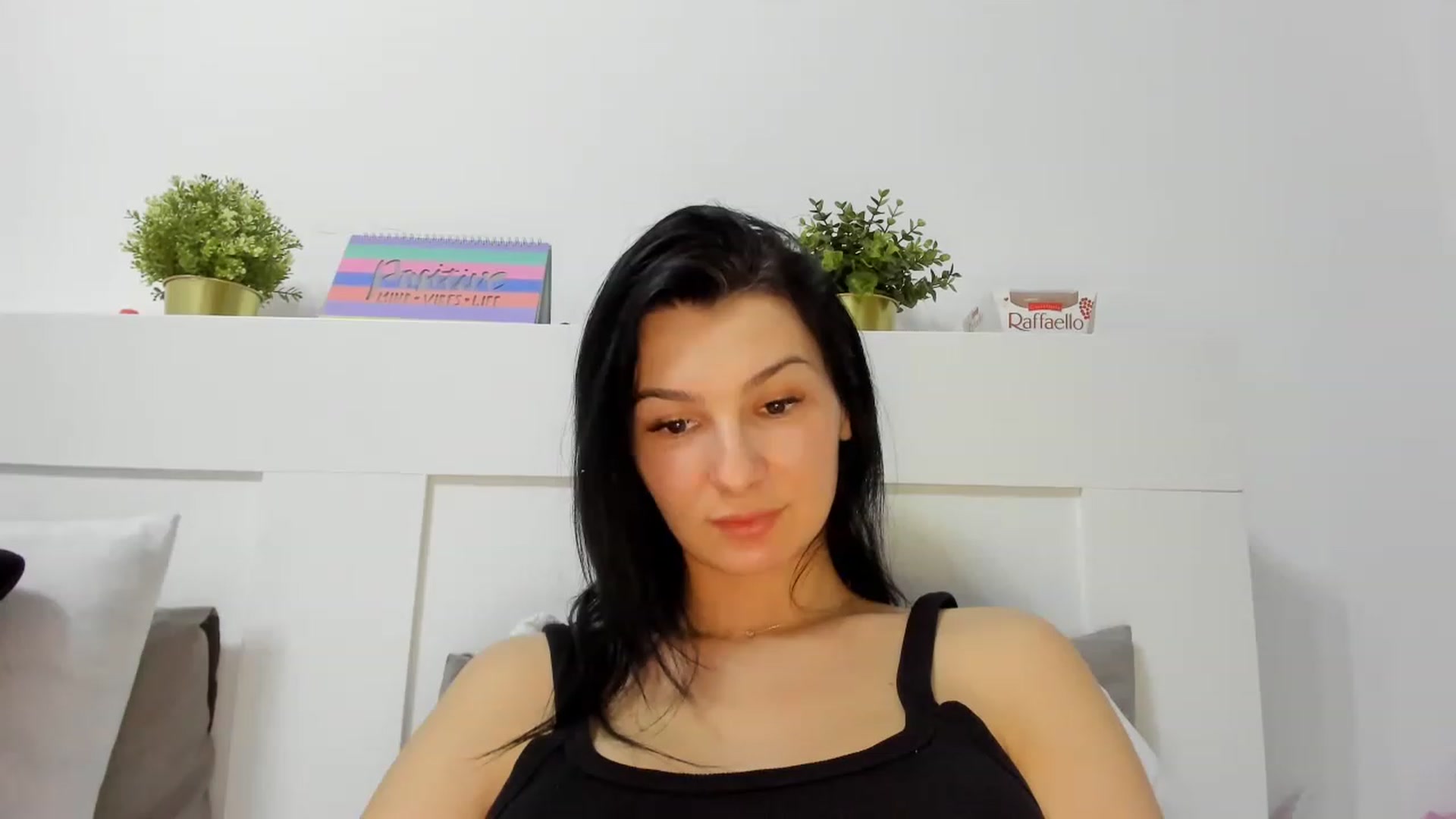 Gallery image thumbnail from HeraWild's myfreecams stream on, 04/06/2023, 17:12 image 11 of 20