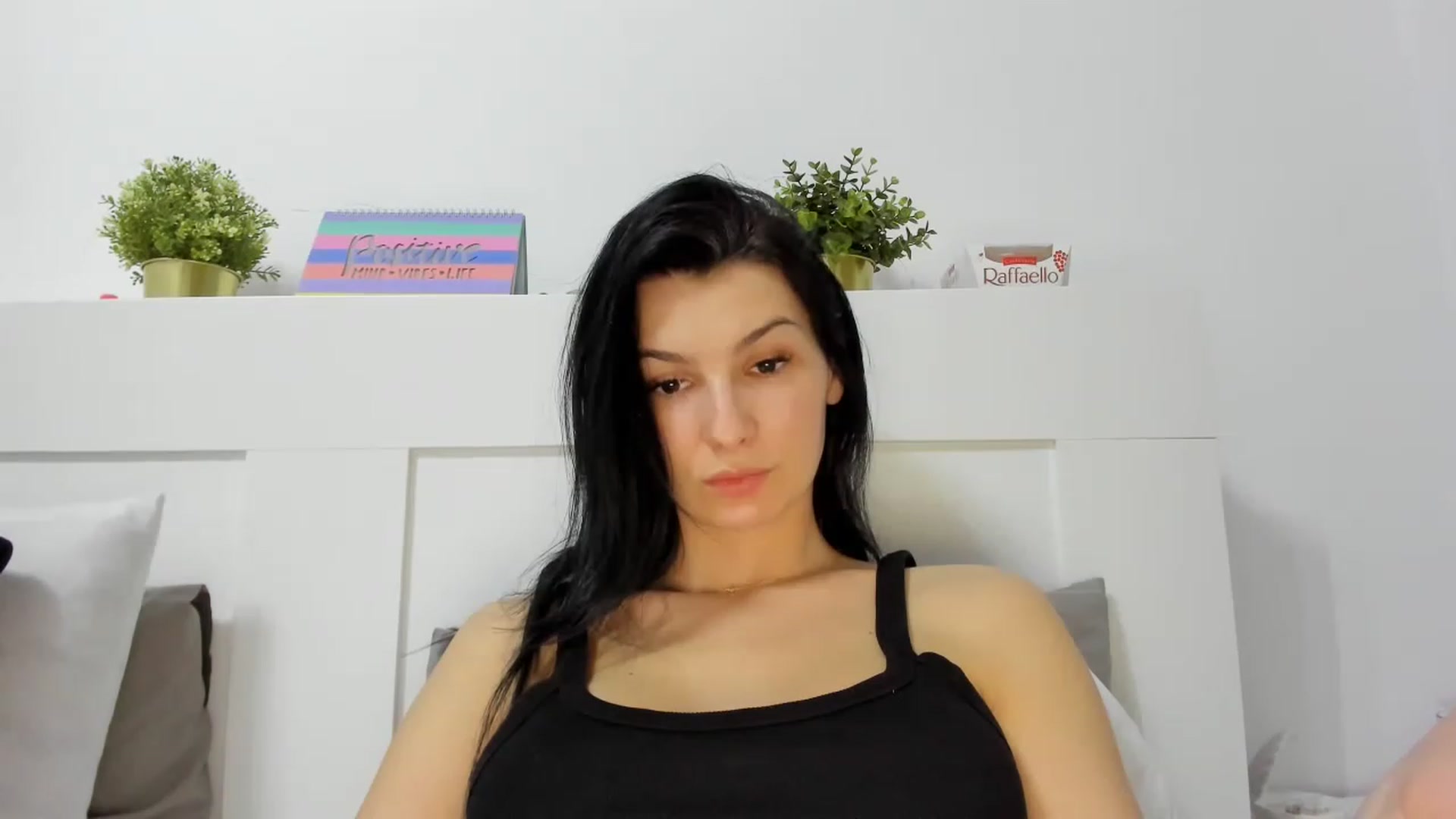 Gallery image thumbnail from HeraWild's myfreecams stream on, 04/06/2023, 17:12 image 6 of 20