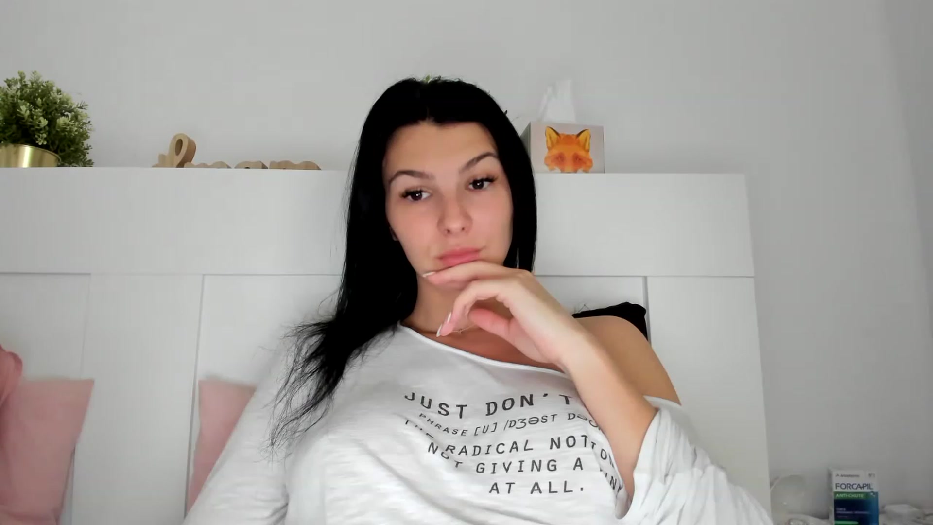 Gallery image thumbnail from HeraWild's myfreecams stream on, 05/09/2023, 10:06 image 2 of 20