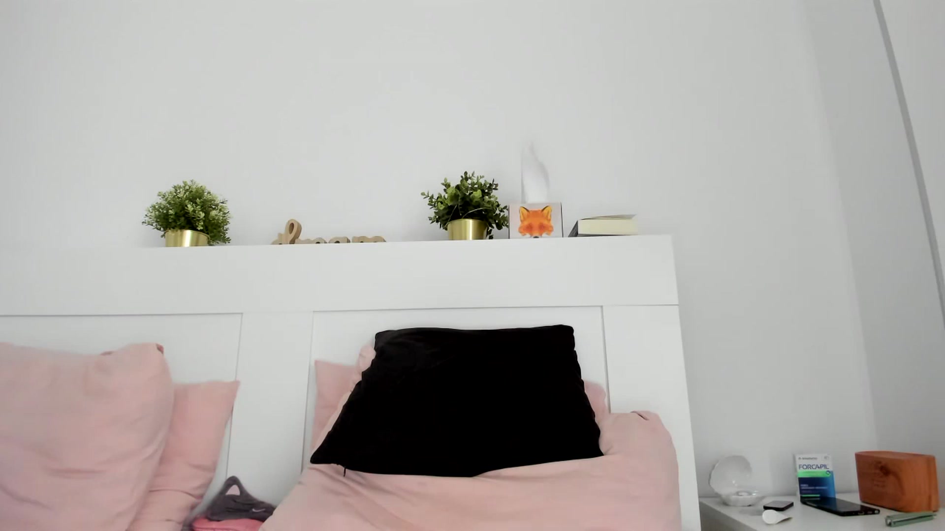 Gallery image thumbnail from HeraWild's myfreecams stream on, 05/10/2023, 12:37 image 18 of 20