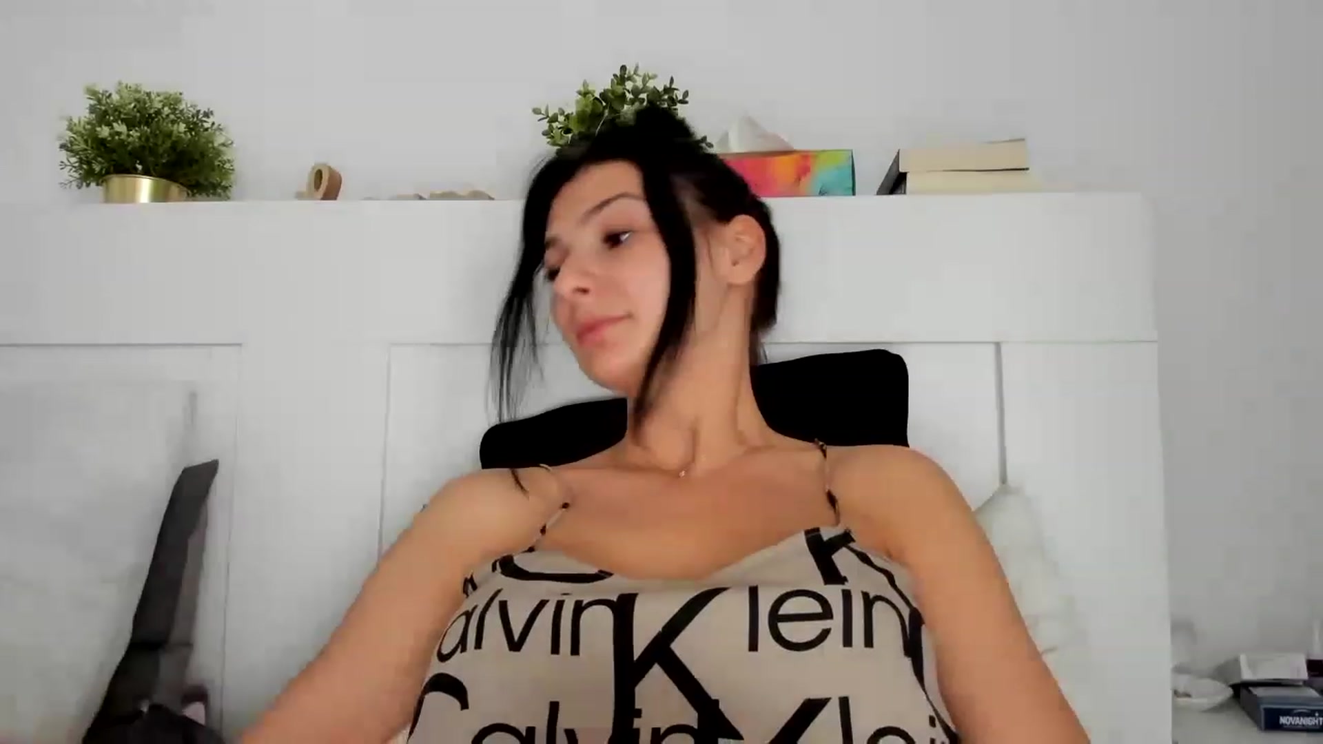 Gallery image thumbnail from HeraWild's myfreecams stream on, 05/24/2023, 13:01 image 5 of 20