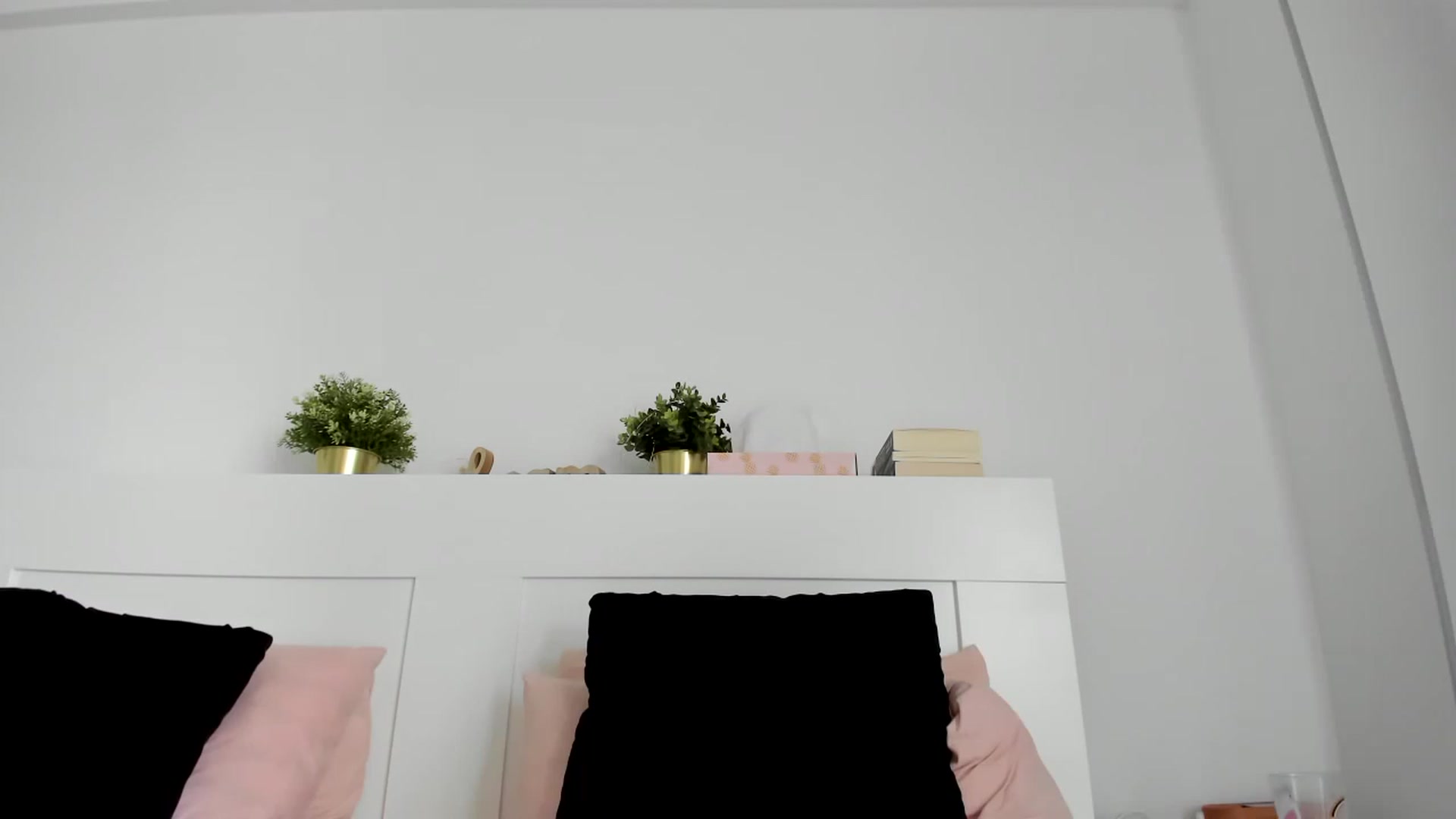 Gallery image thumbnail from HeraWild's myfreecams stream on, 06/20/2023, 12:11 image 13 of 20