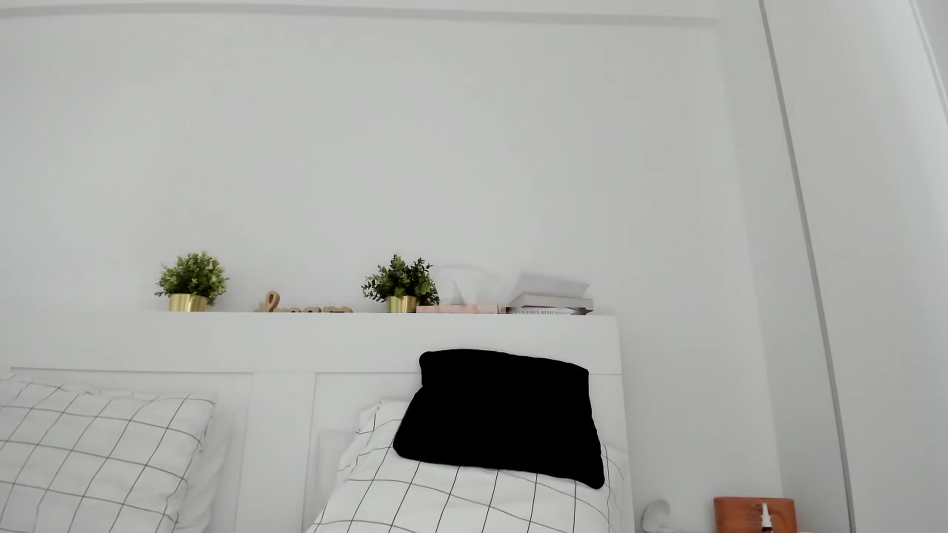 Gallery image thumbnail from HeraWild's myfreecams stream on, 07/06/2023, 13:59 image 8 of 20