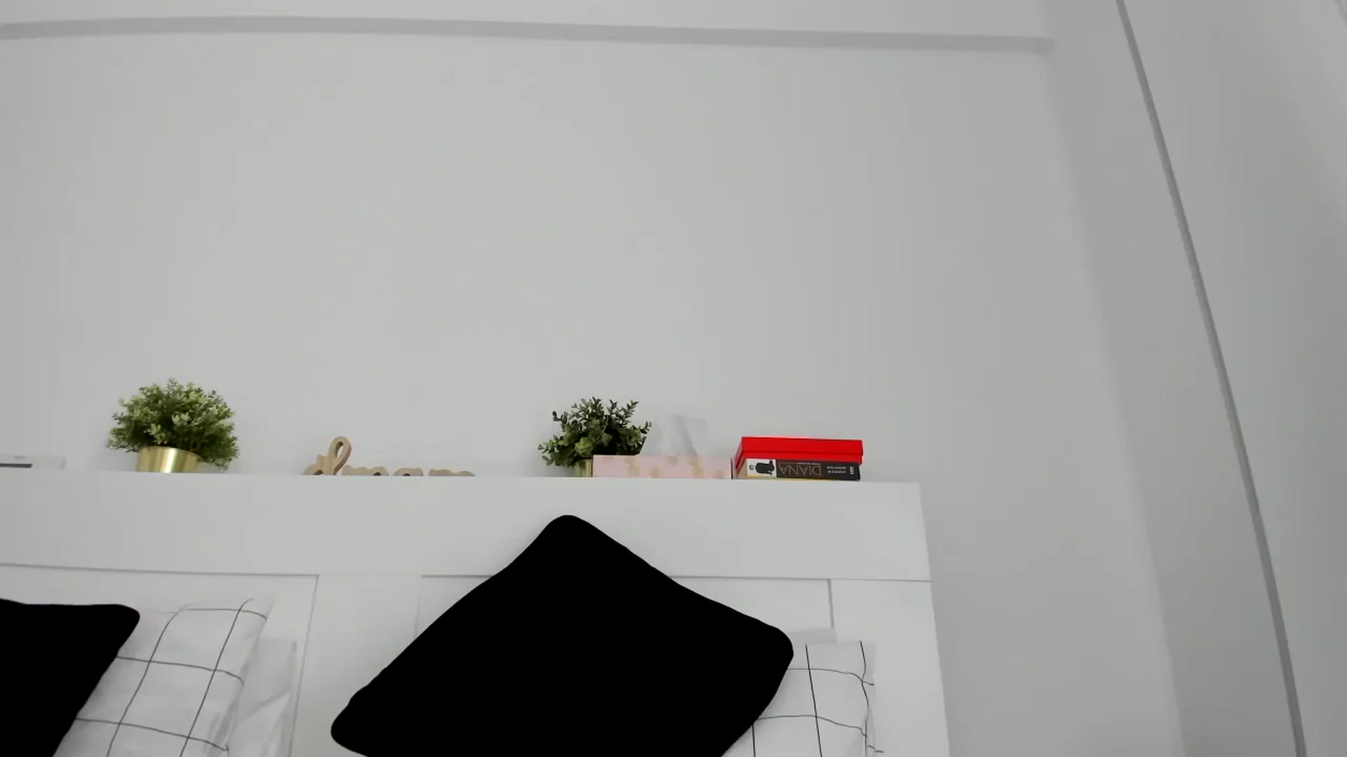 Gallery image thumbnail from HeraWild's myfreecams stream on, 08/07/2023, 12:11 image 14 of 20