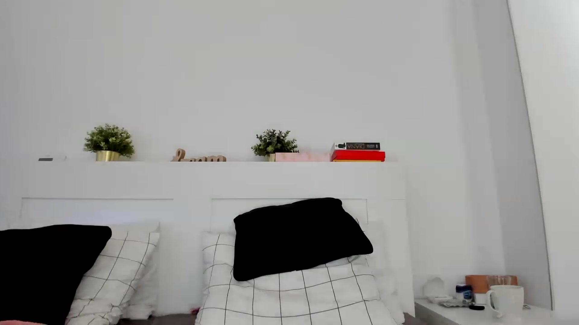 Gallery image thumbnail from HeraWild's myfreecams stream on, 08/11/2023, 11:24 image 3 of 20