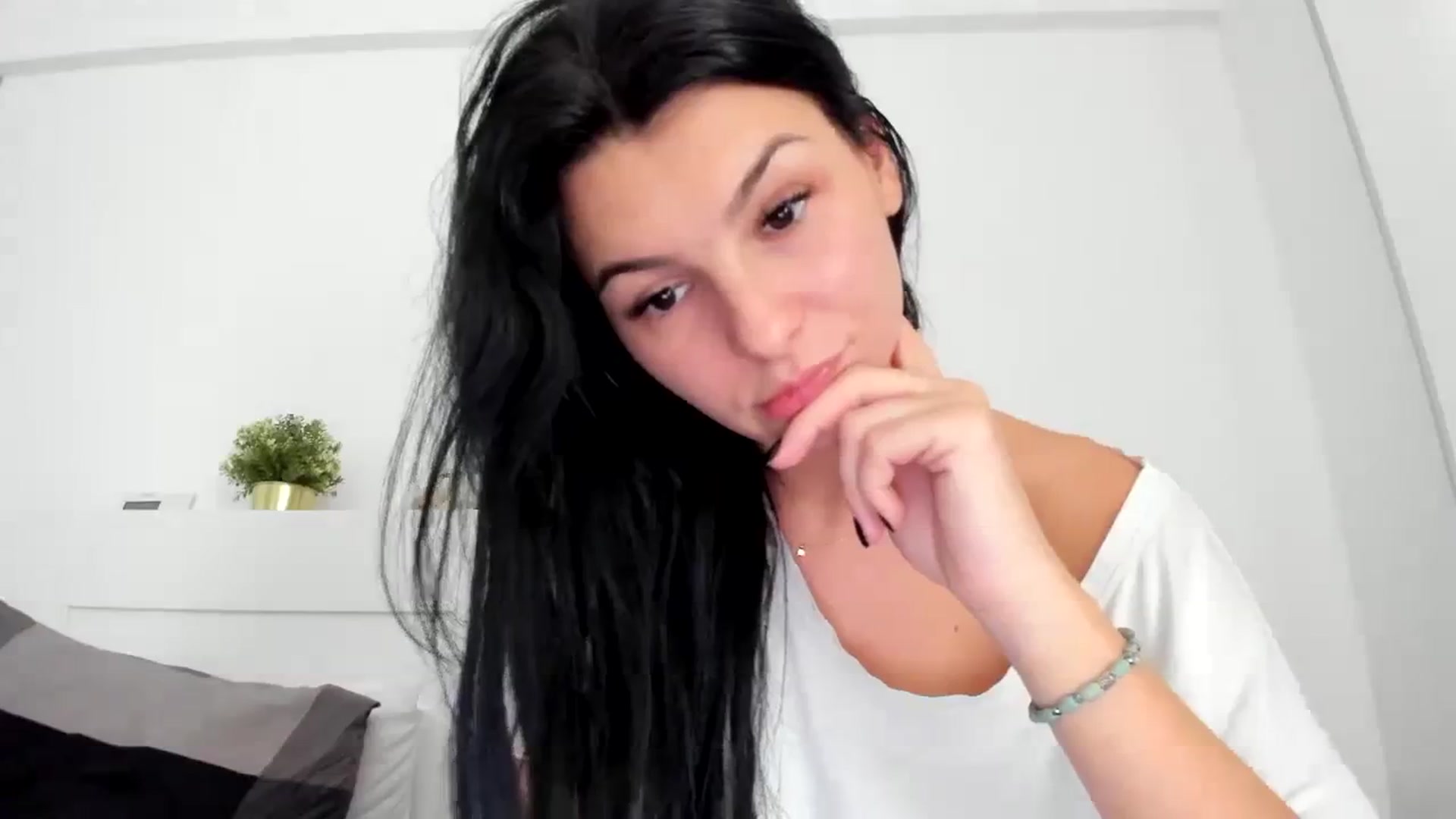 Gallery image thumbnail from HeraWild's myfreecams stream on, 09/28/2023, 12:22 image 20 of 20
