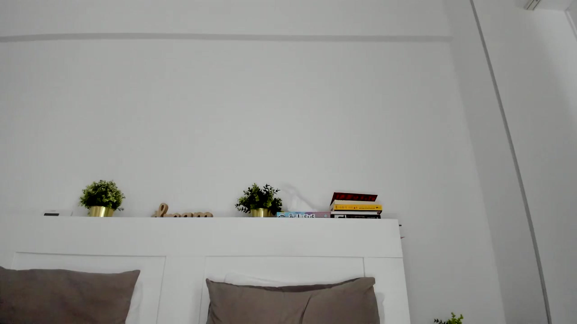 Gallery image thumbnail from HeraWild's myfreecams stream on, 11/01/2023, 14:12 image 3 of 20