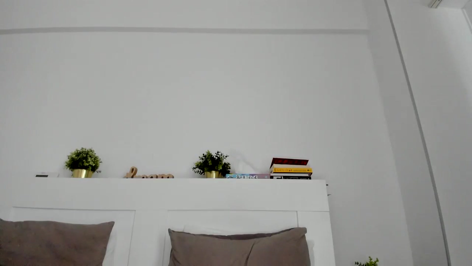 Gallery image thumbnail from HeraWild's myfreecams stream on, 11/01/2023, 14:12 image 2 of 20